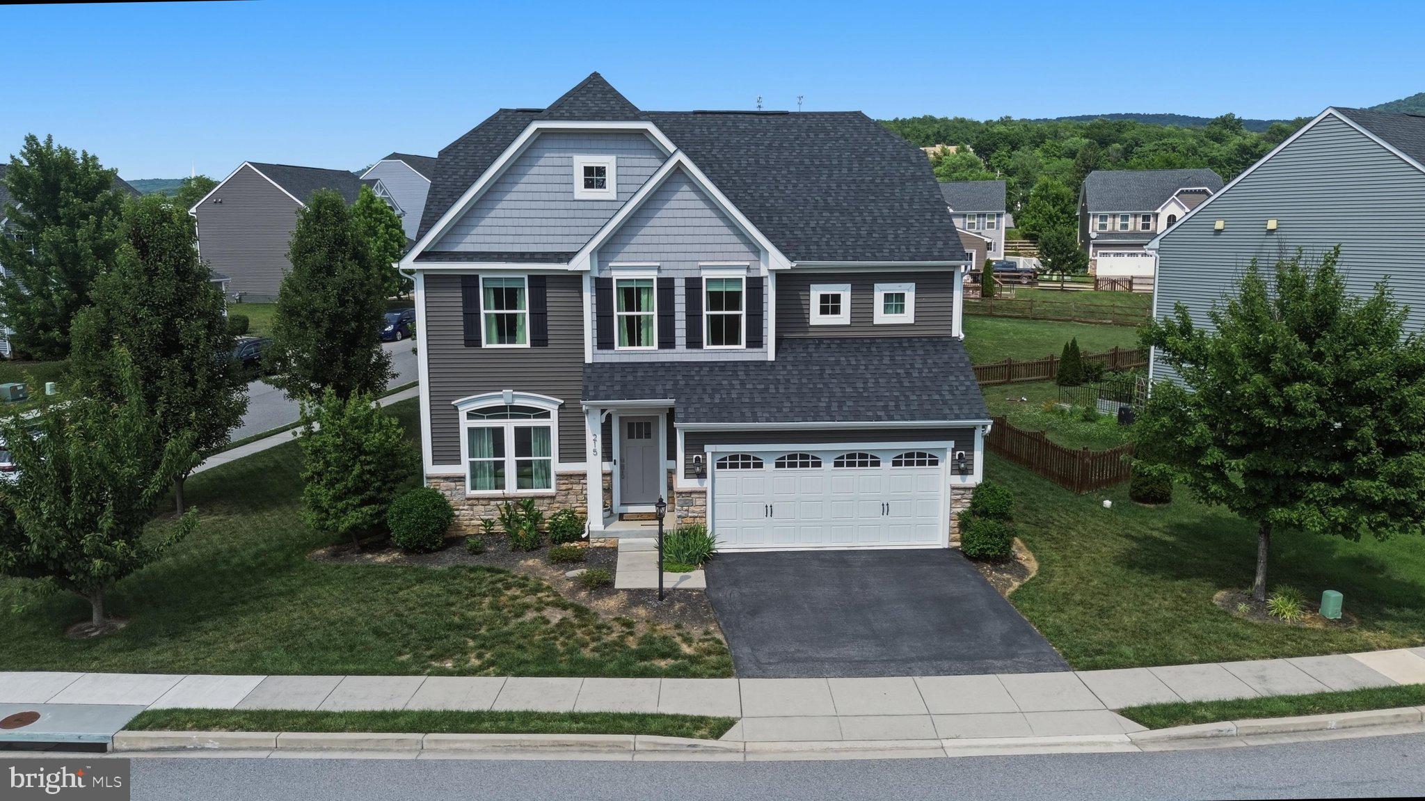 215 MONUMENT DRIVE