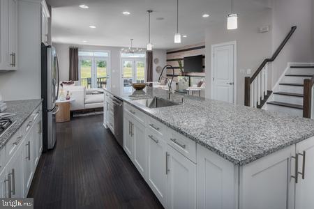 GREENLEIGH AT CROSSROADS - Residential