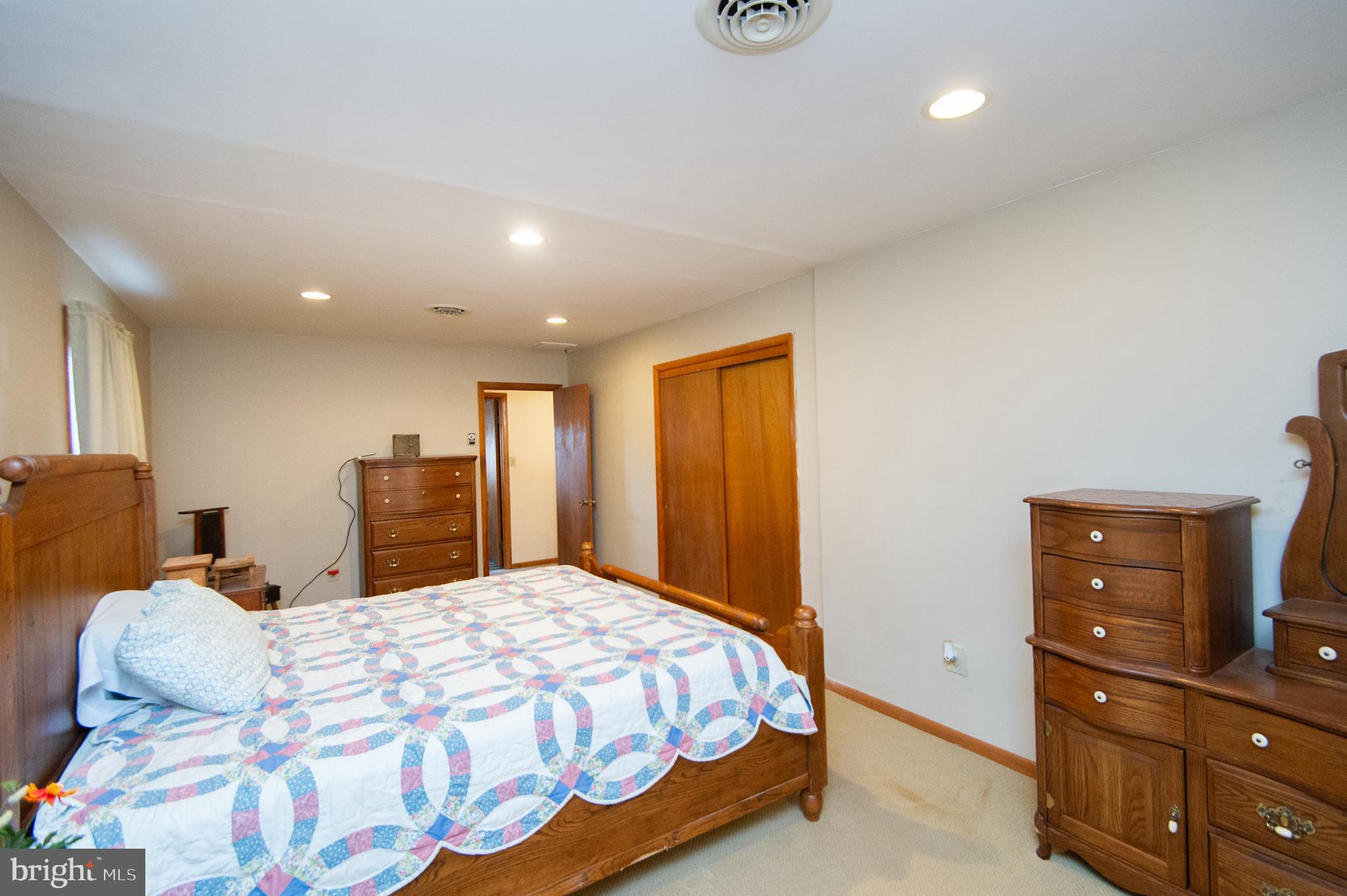 HURLOCK - Residential