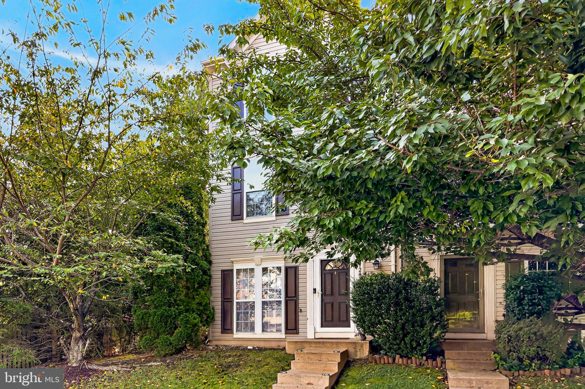 12415 SELKIRK CIRCLE