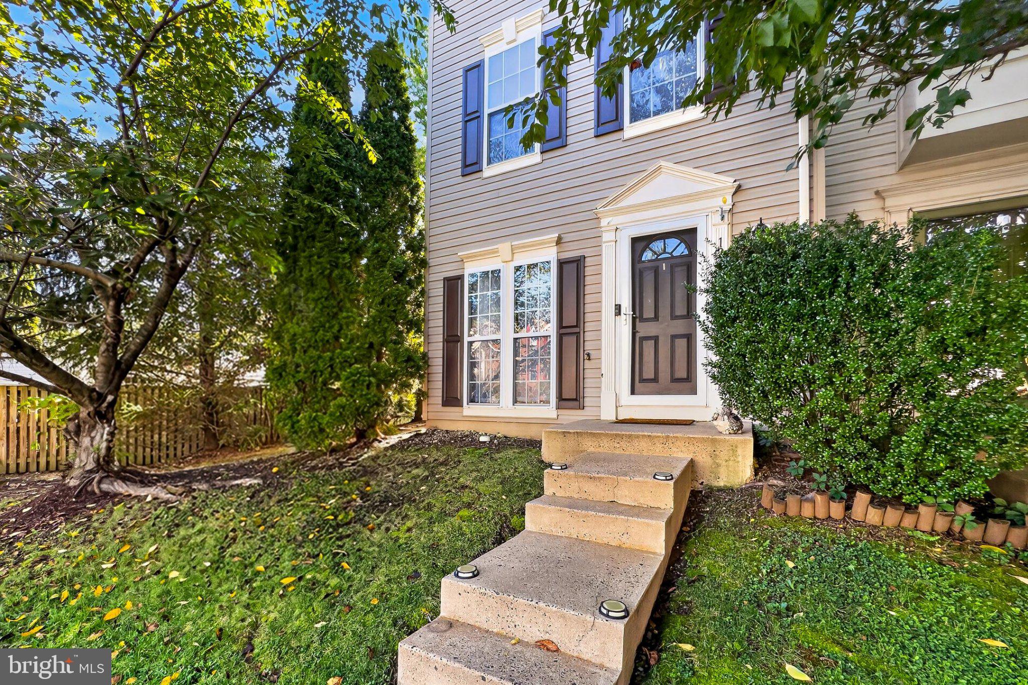 12415 SELKIRK CIRCLE