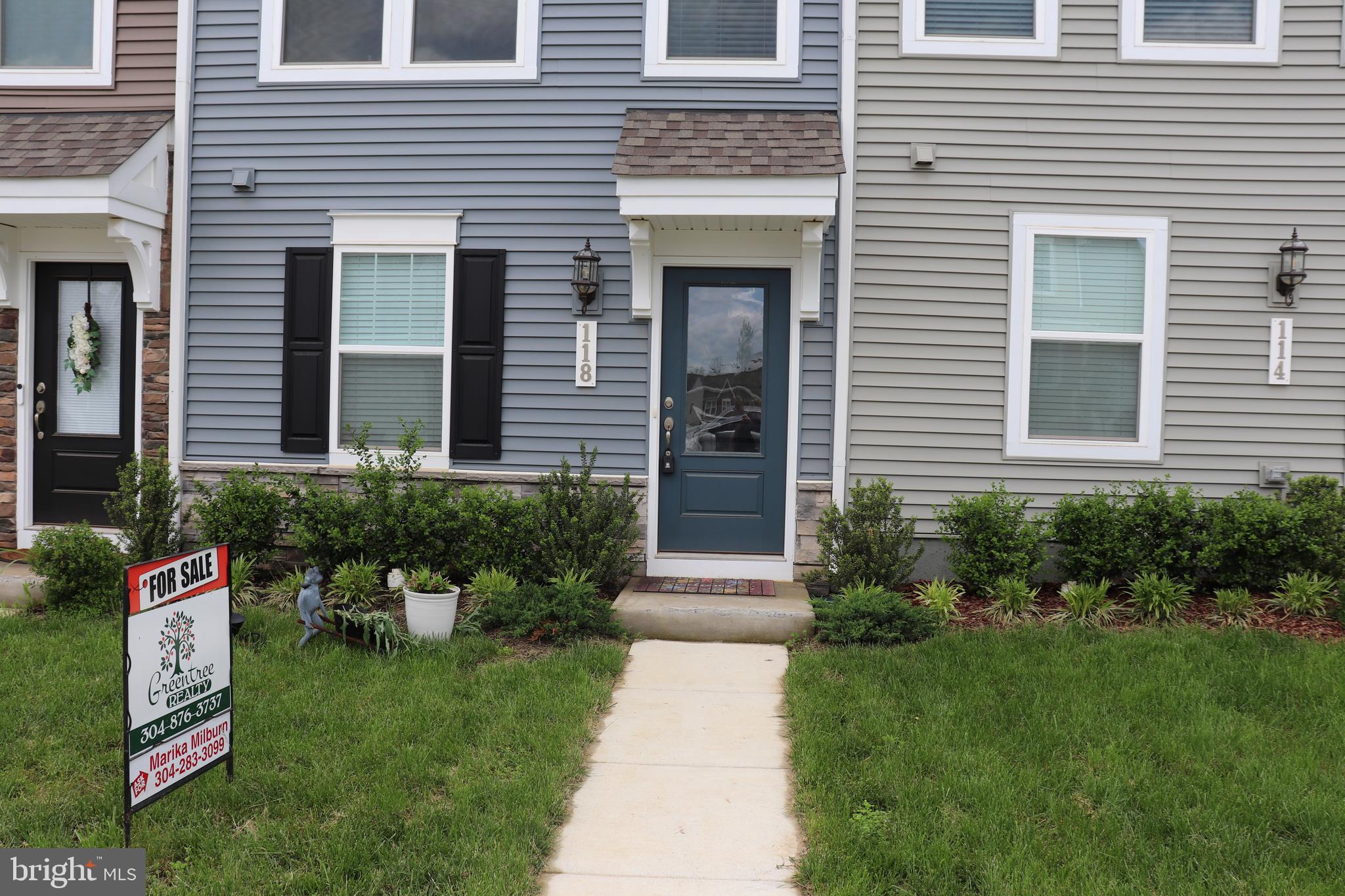 PRESIDENTS POINTE - Residential Lease