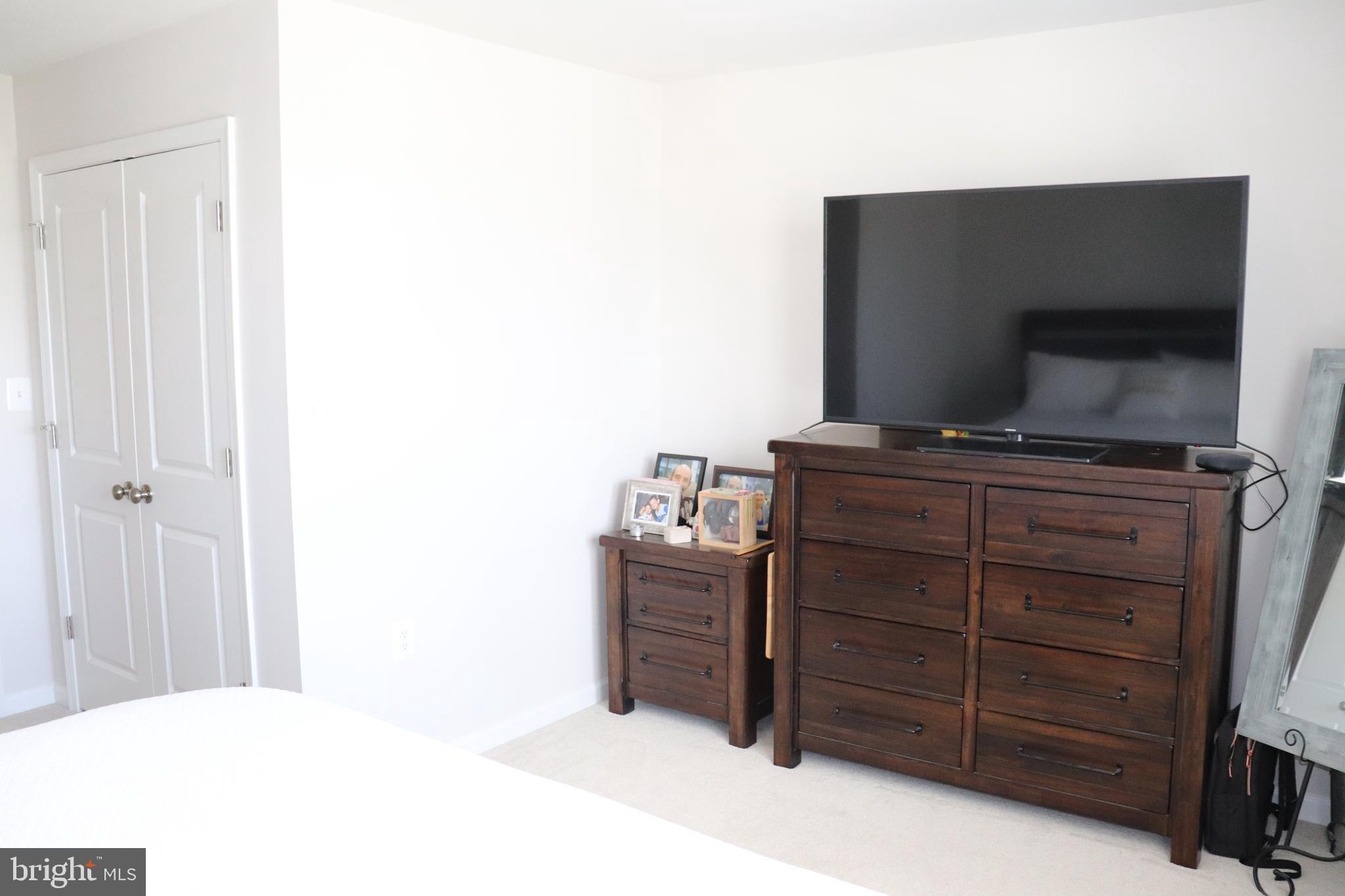 PRESIDENTS POINTE - Residential Lease