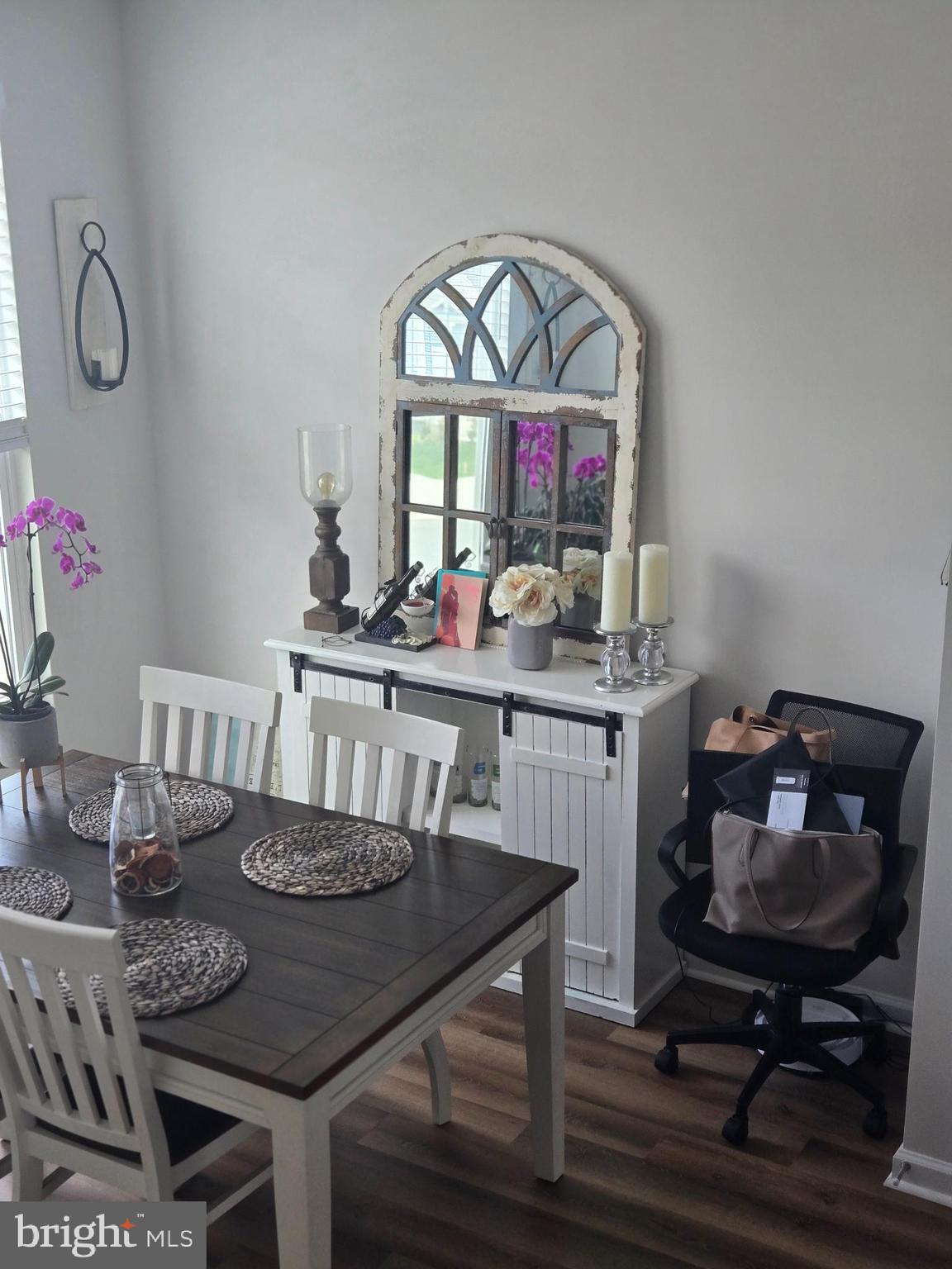 PRESIDENTS POINTE - Residential Lease