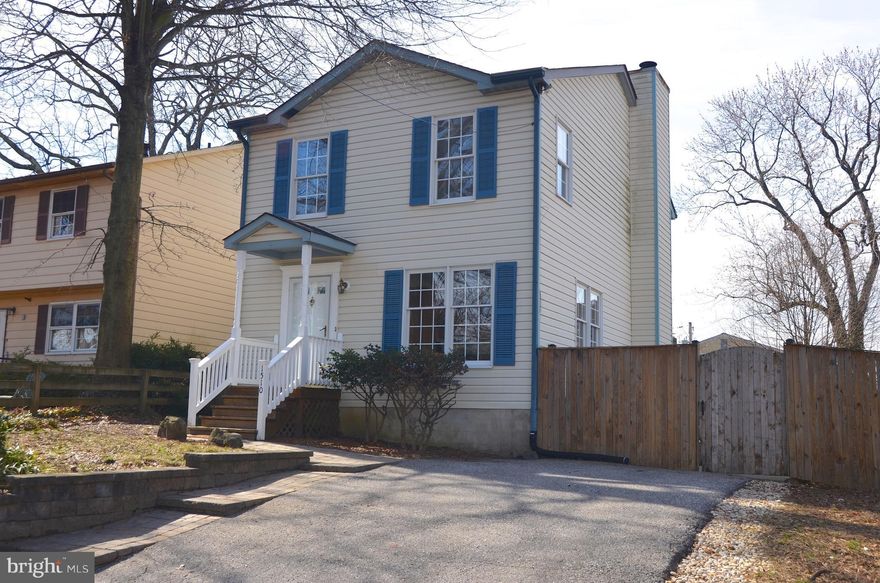 RECENTLY RENOVATED! ONE BLOCK TO BEACH IN WATER PRIVILEGED COMMUNITY. TWO LEVELS PLUS A FINISHED BASEMENT WITH HEATED FLOORS!!! 3 BR, 2.5 BATHS, FENCED REAR YARD WITH SHED, PAVER SIDEWALK, UPPER AND LOWER DECKING, LIVING ROOM WITH FIREPLACE.  MULTIPLE COMMUNITY BEACHES, PIERS & PLAYGROUNDS.  AVAILABLE IMMEDIATELY. NO PETS. NO SMOKING