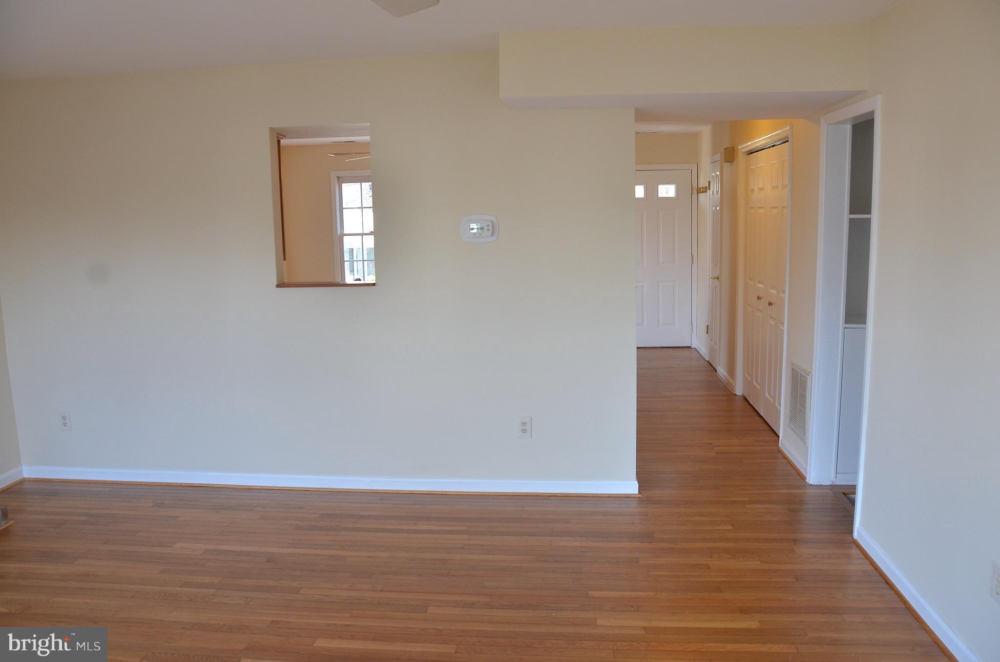 WOODLAND BEACH - Residential Lease