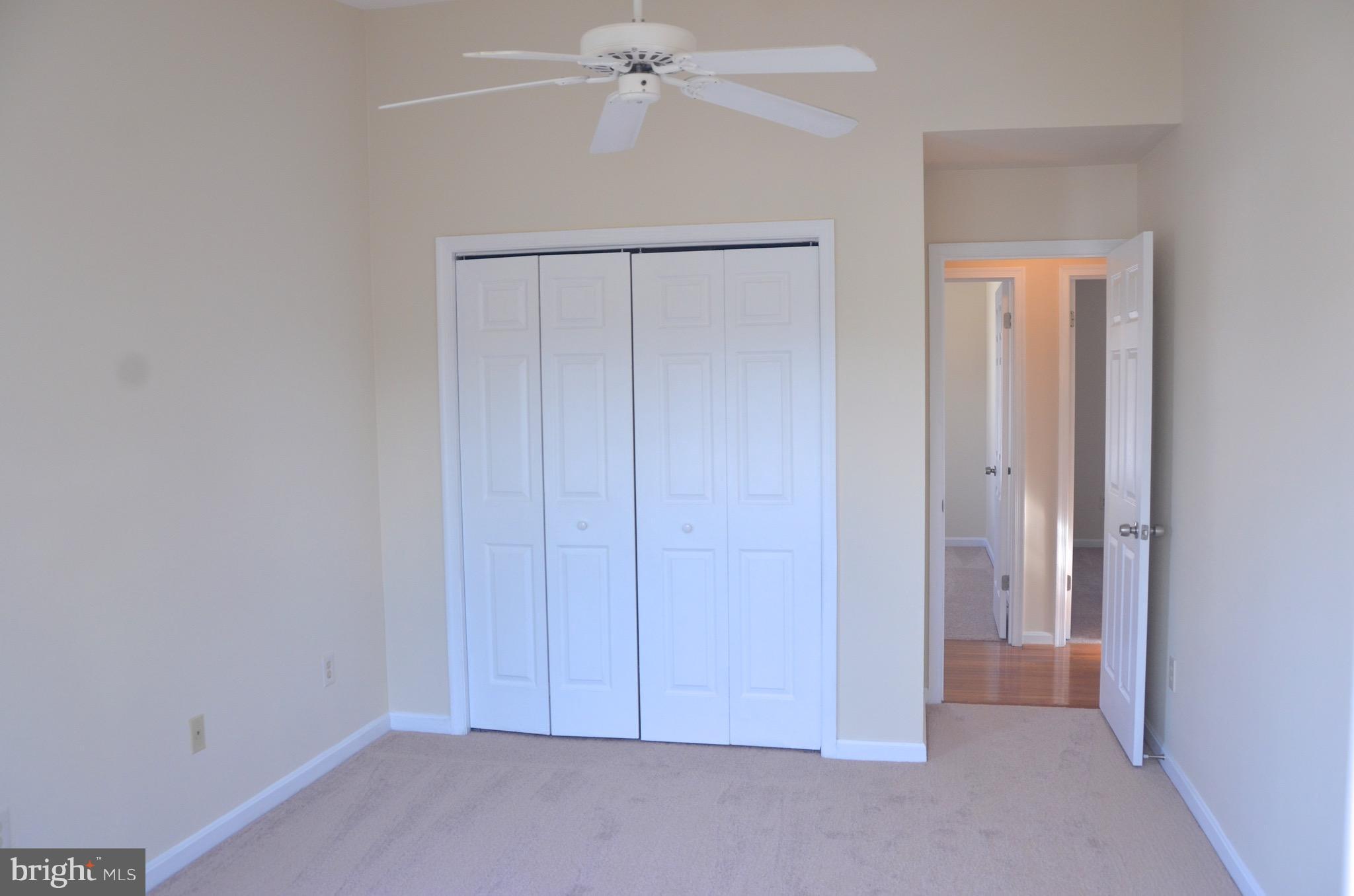 WOODLAND BEACH - Residential Lease