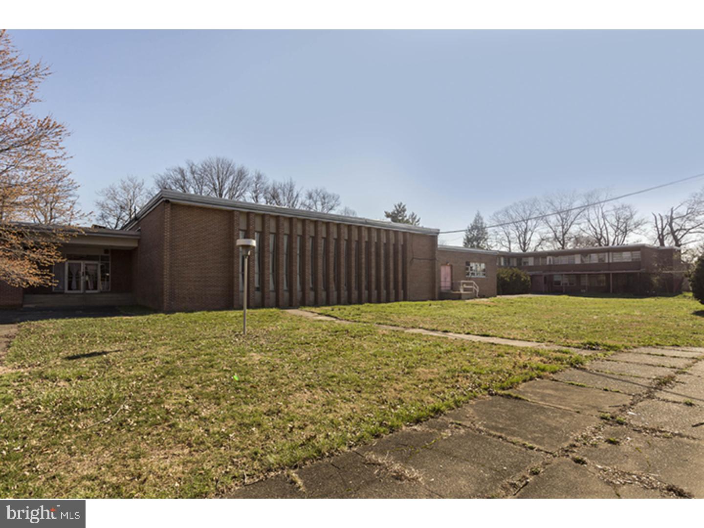 KINGSESSING - Commercial Sale