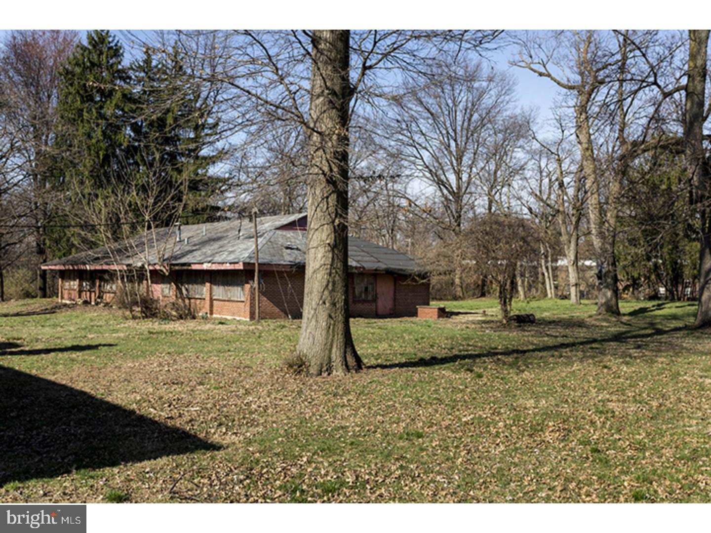 KINGSESSING - Commercial Sale