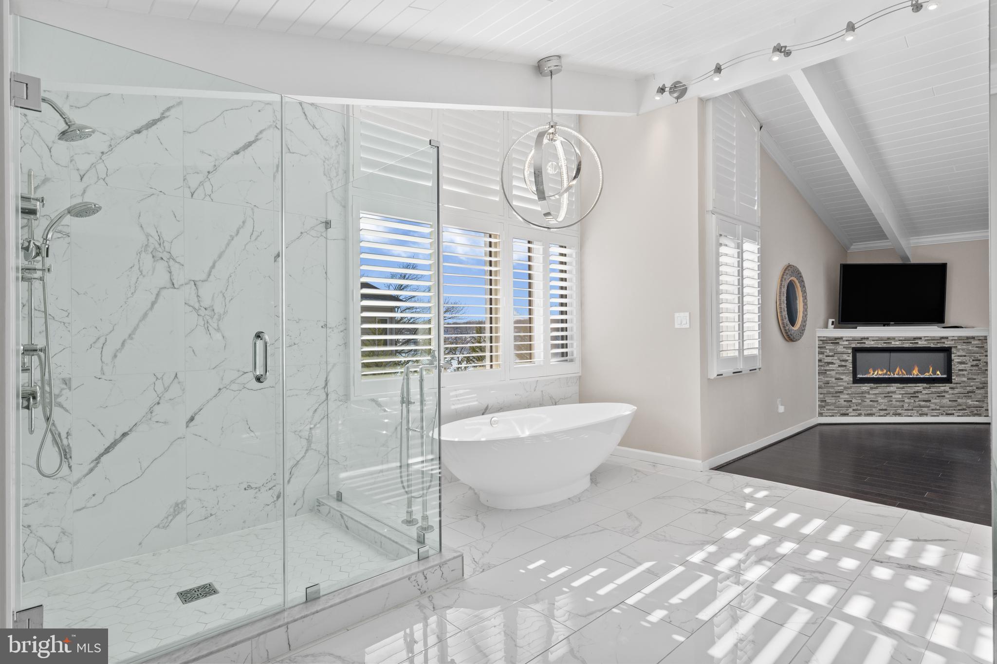 SOUTHWATER POINT - Residential