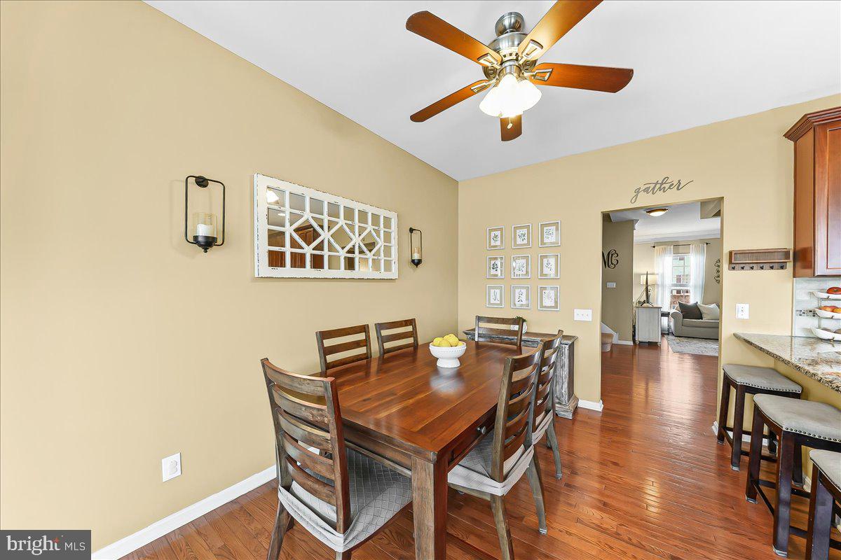 LONGFORD CROSSING - Residential