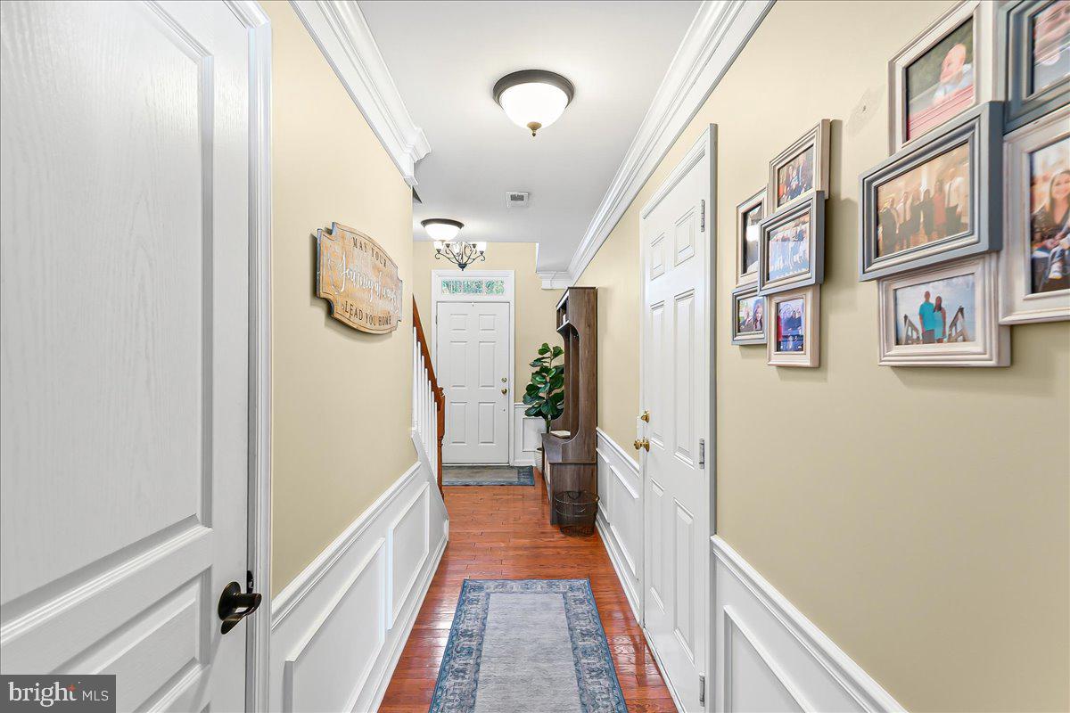 LONGFORD CROSSING - Residential