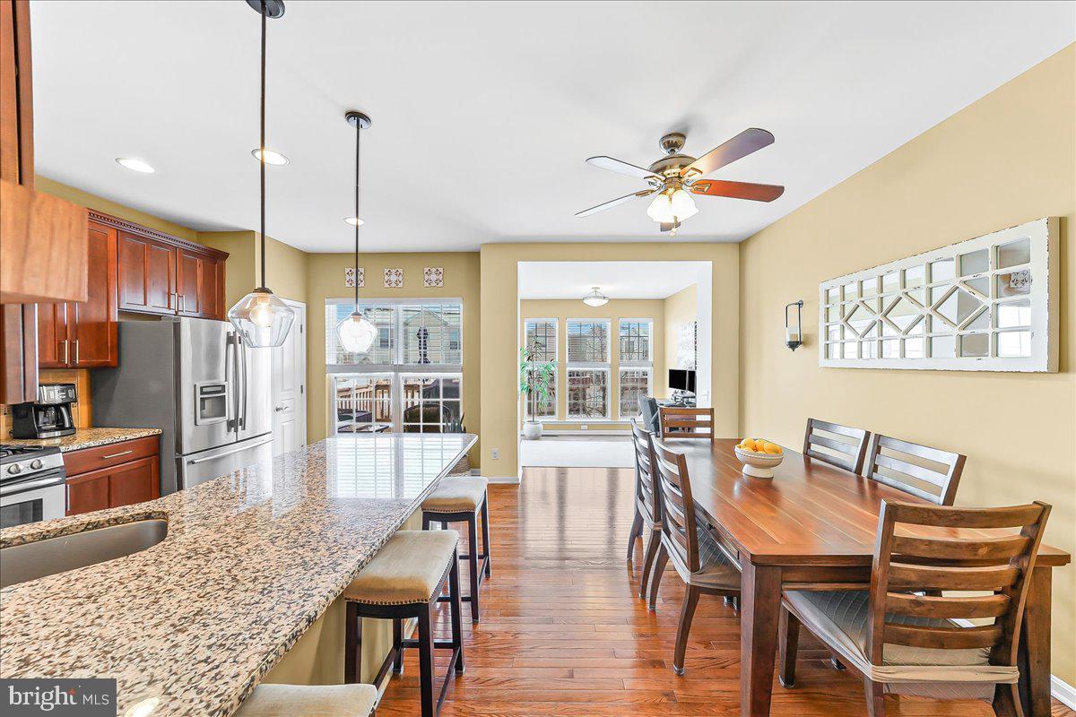 LONGFORD CROSSING - Residential