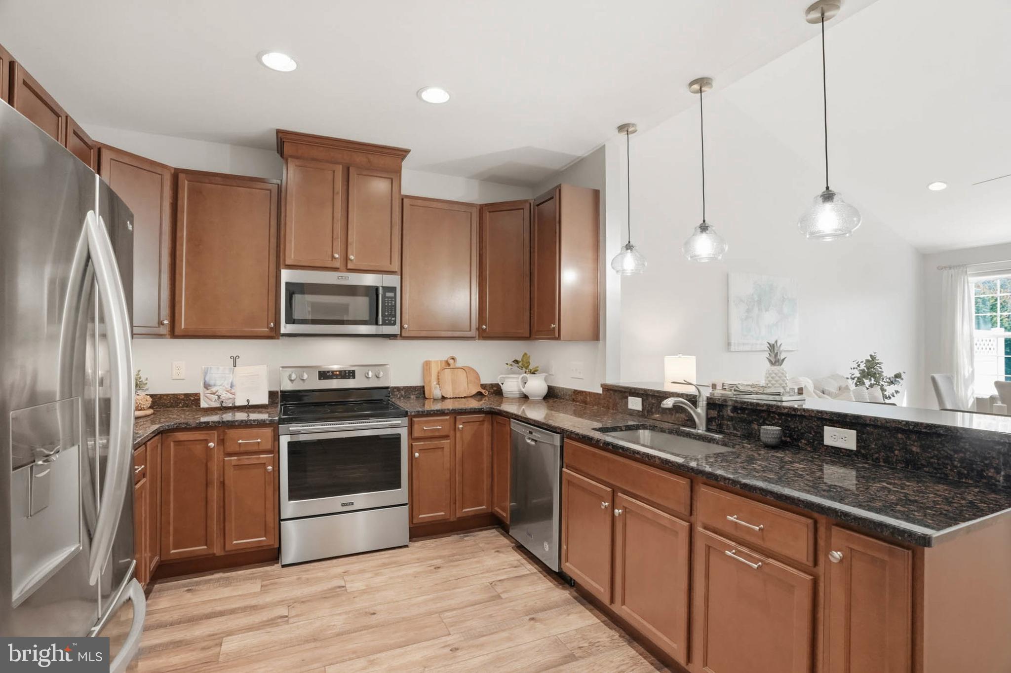 BAY BRIDGE COVE - Residential