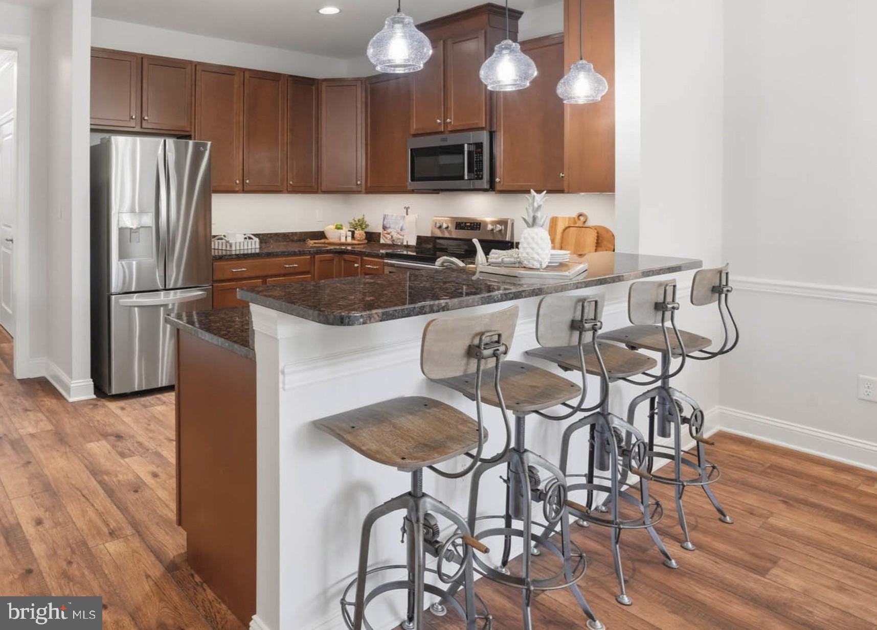 BAY BRIDGE COVE - Residential