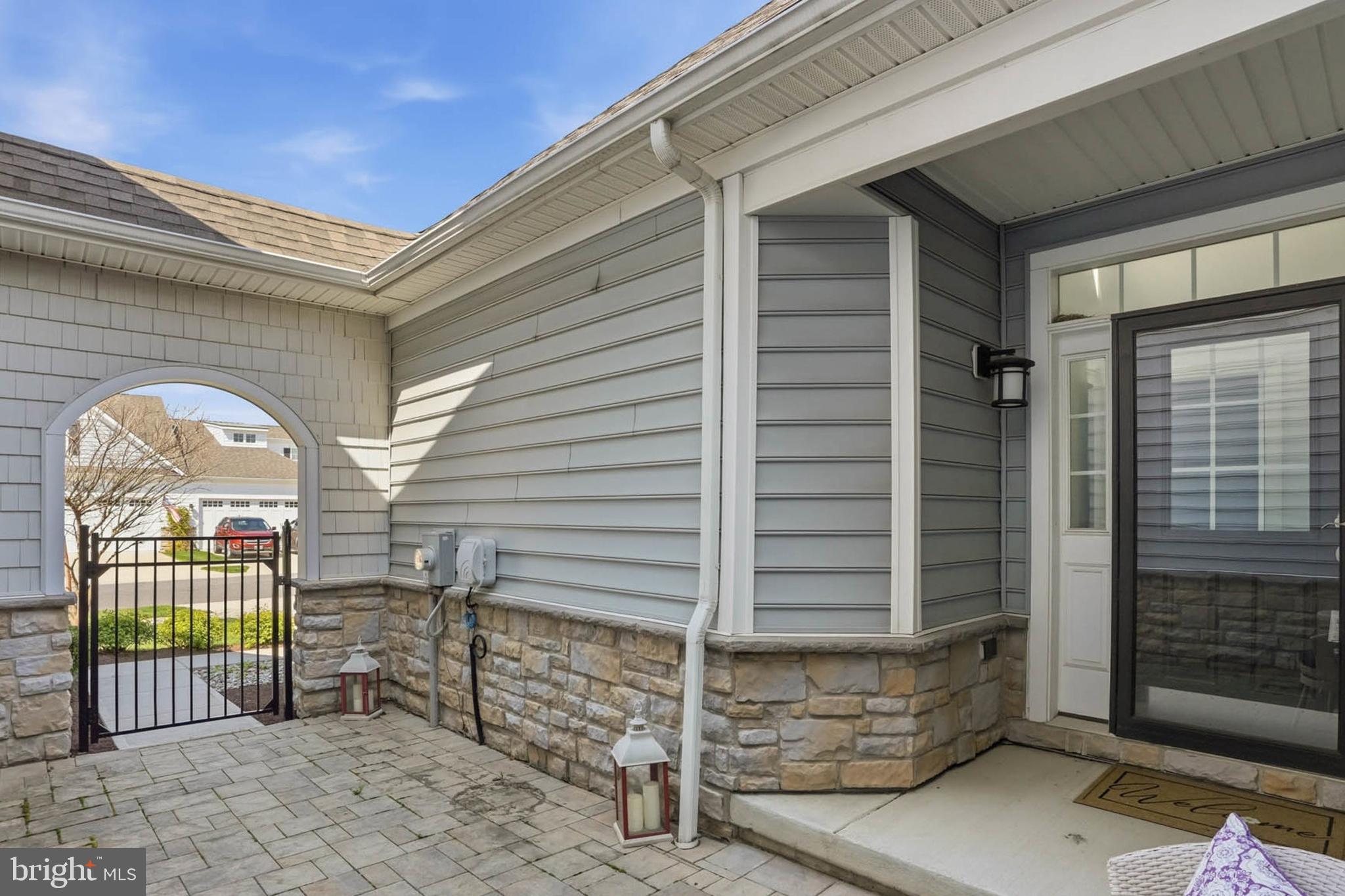 BAY BRIDGE COVE - Residential