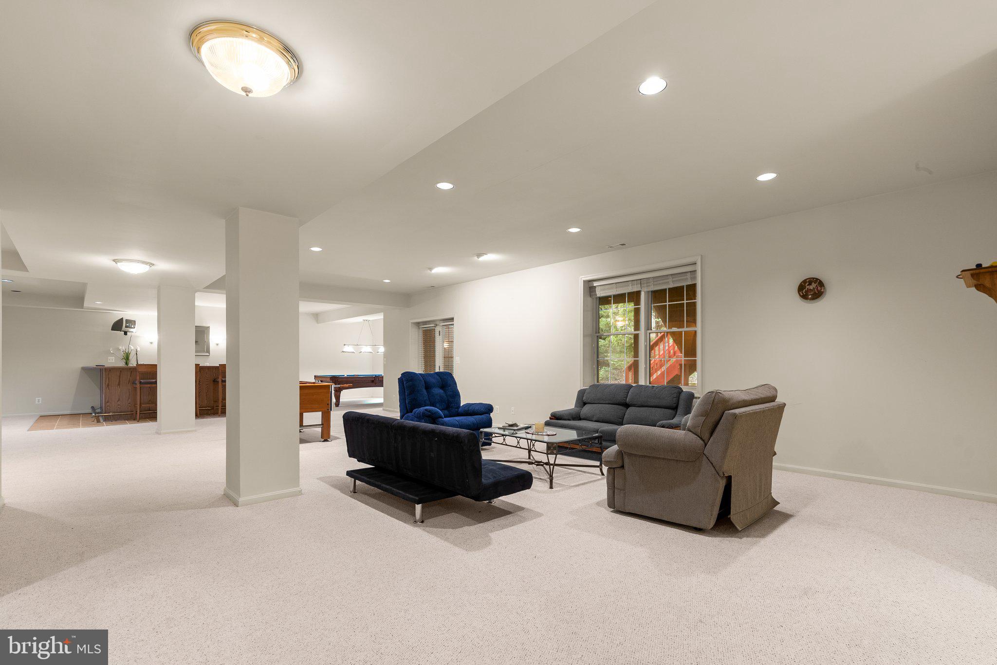 WILLOWS OF POTOMAC - Residential