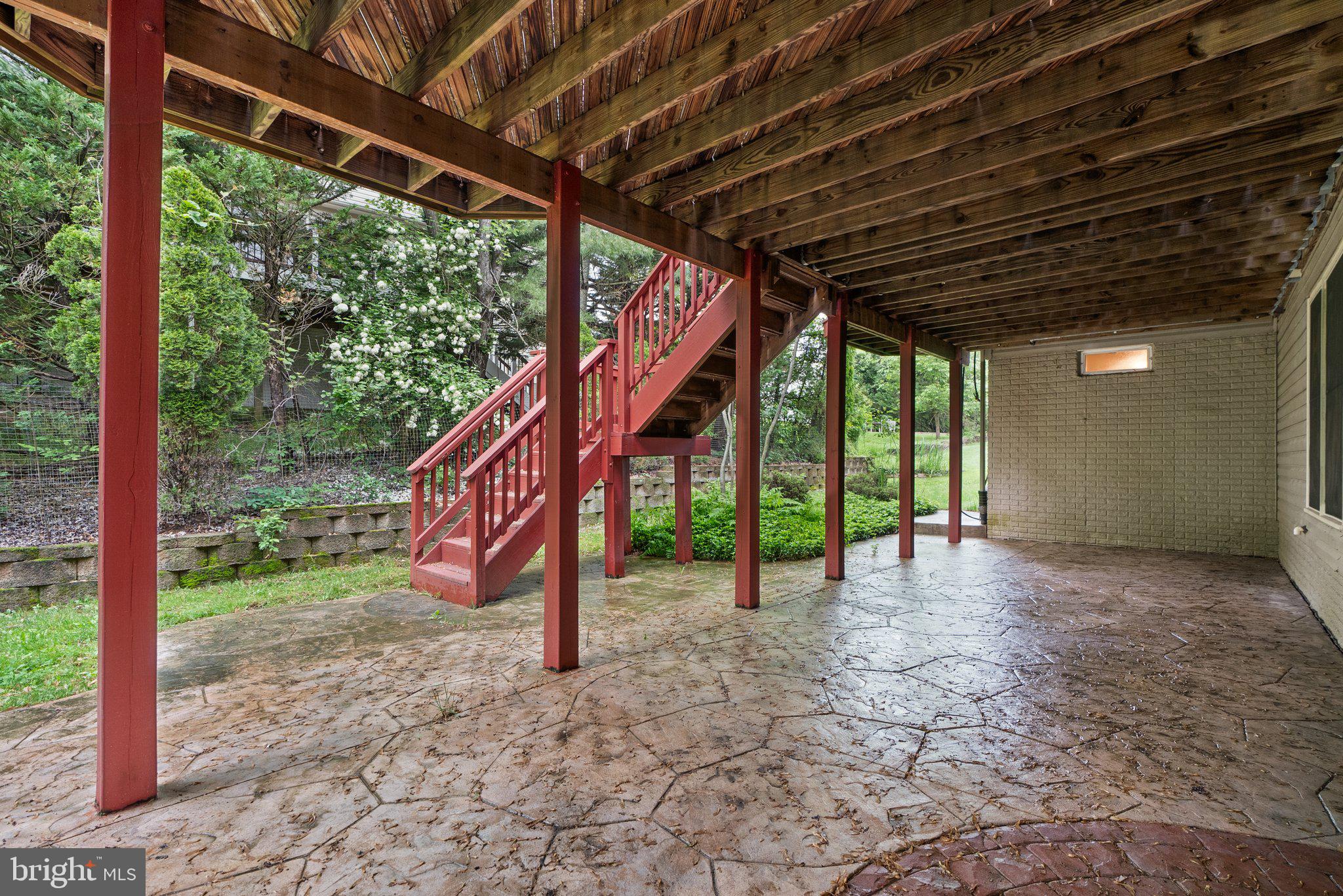 WILLOWS OF POTOMAC - Residential