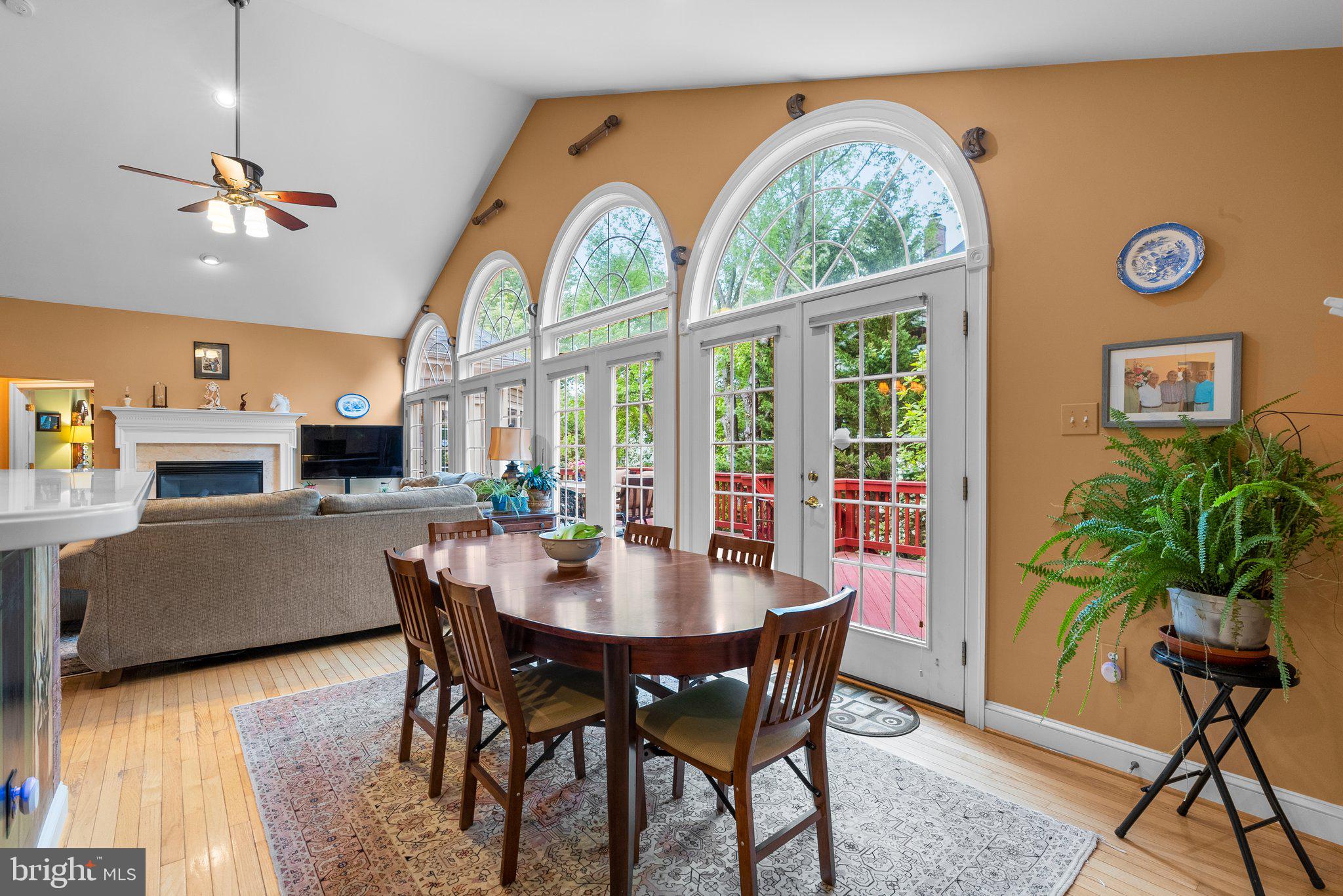 WILLOWS OF POTOMAC - Residential