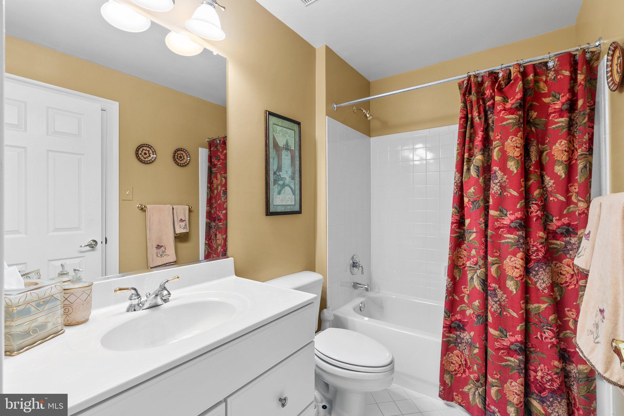 WILLOWS OF POTOMAC - Residential