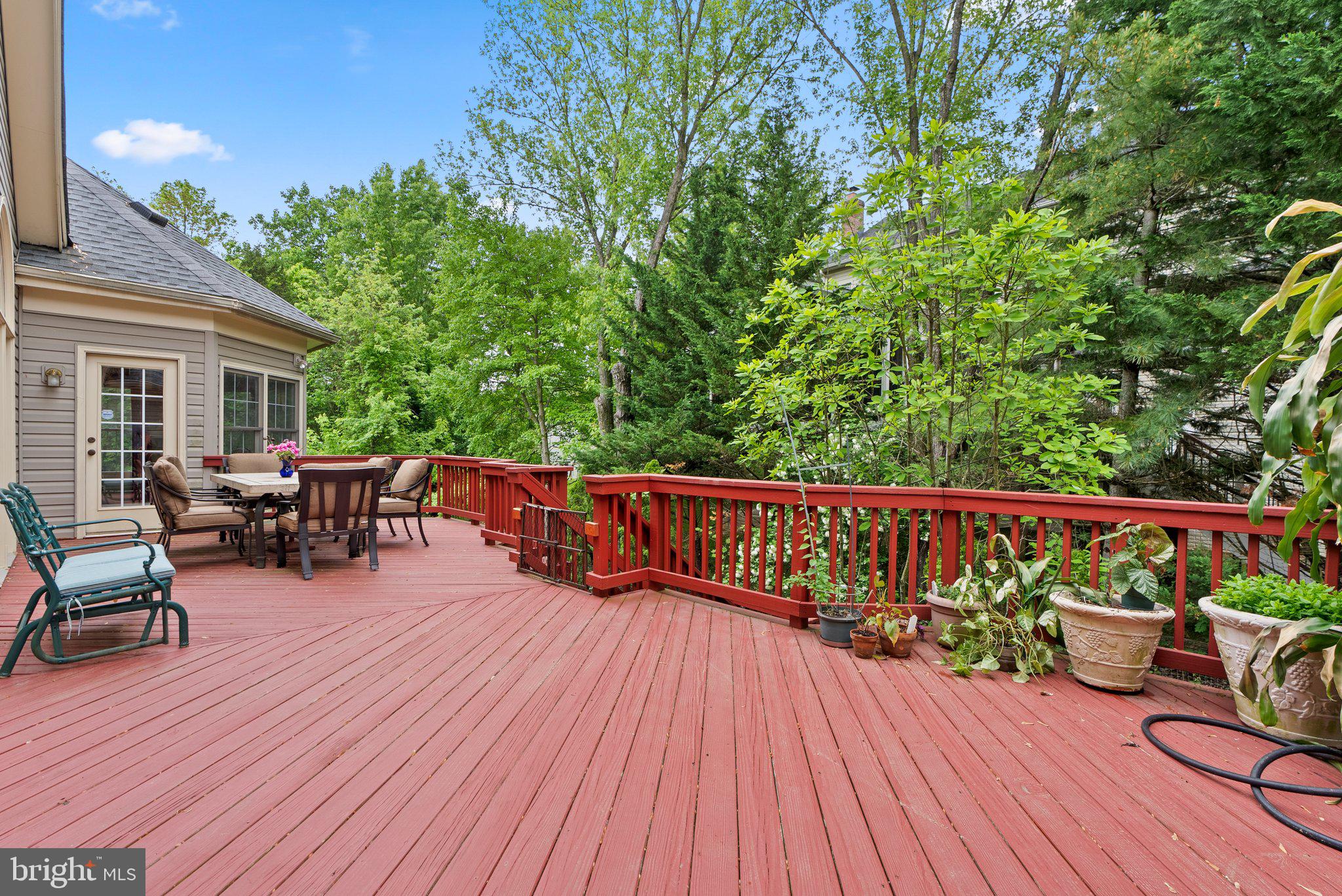 WILLOWS OF POTOMAC - Residential