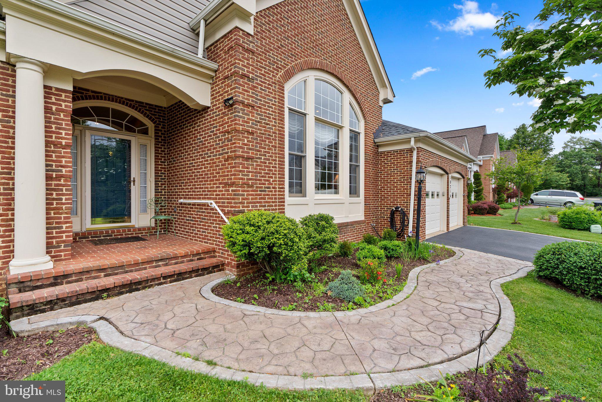 WILLOWS OF POTOMAC - Residential