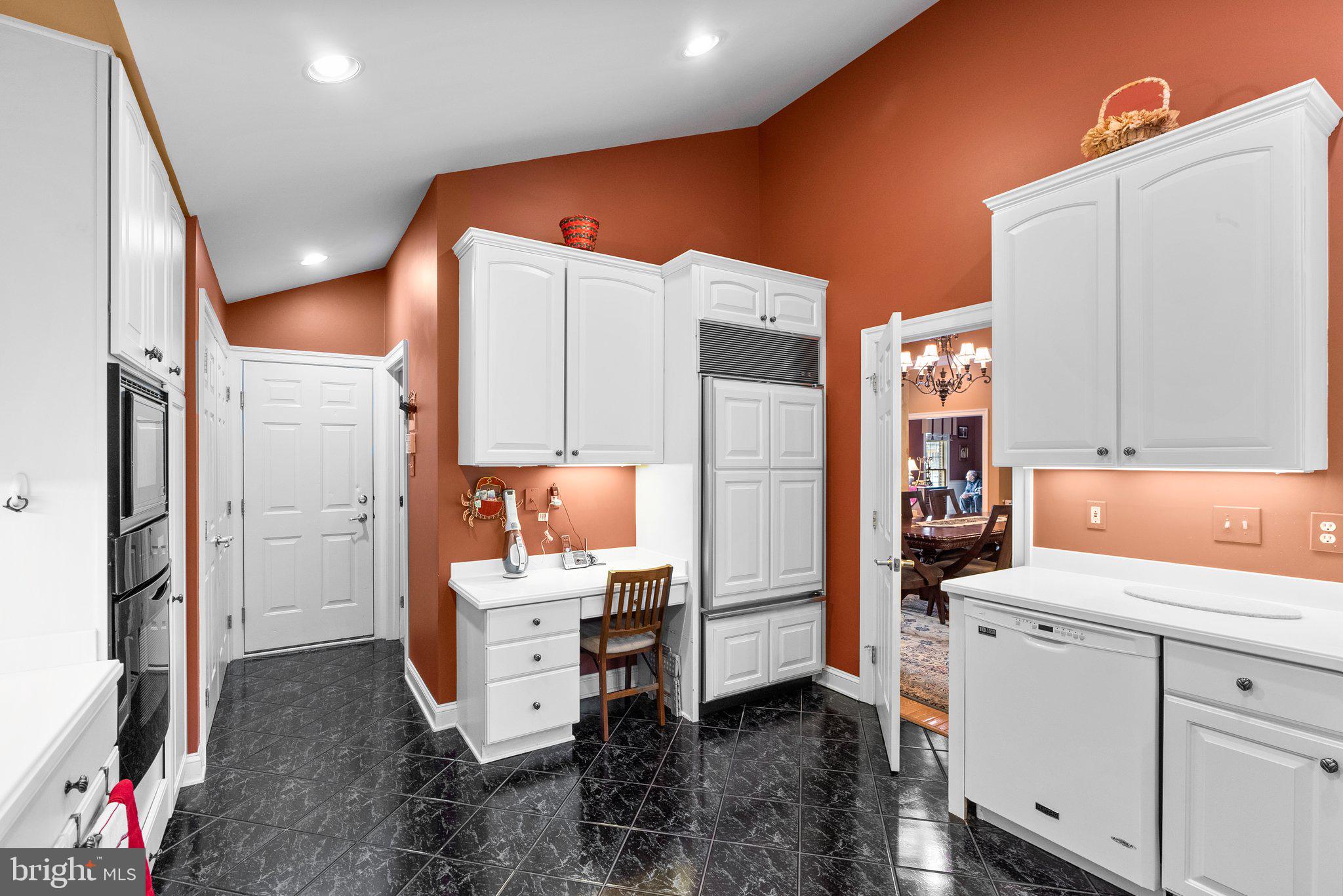 WILLOWS OF POTOMAC - Residential