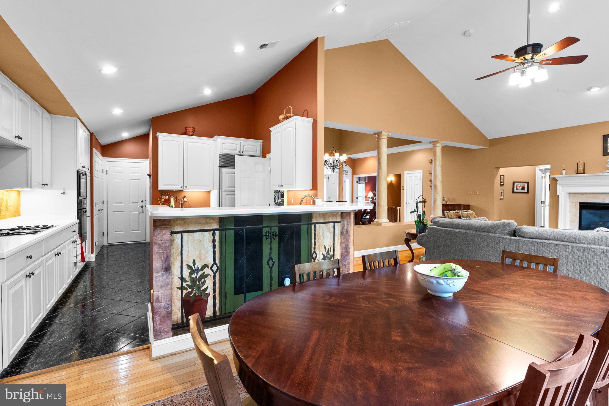 WILLOWS OF POTOMAC - Residential