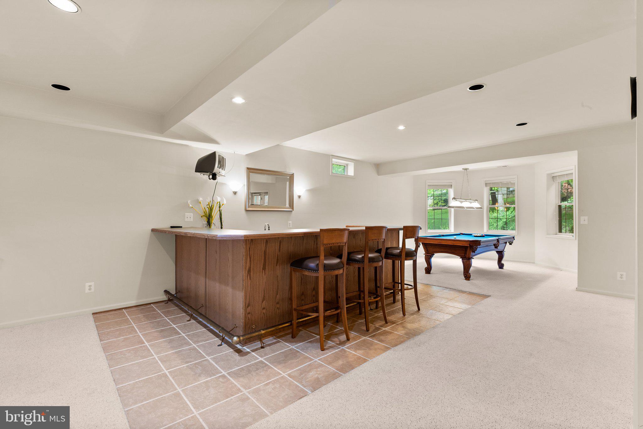 WILLOWS OF POTOMAC - Residential