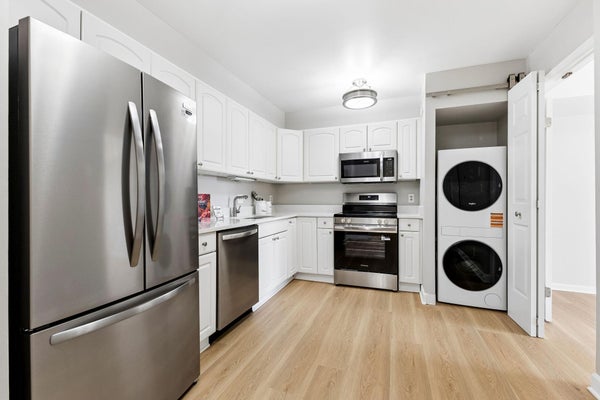 3800 POWELL LN UNIT 805, FALLS CHURCH, VA 22041 - Image cff3150c1c159b3df57a812c7ea8f7d9/78067320