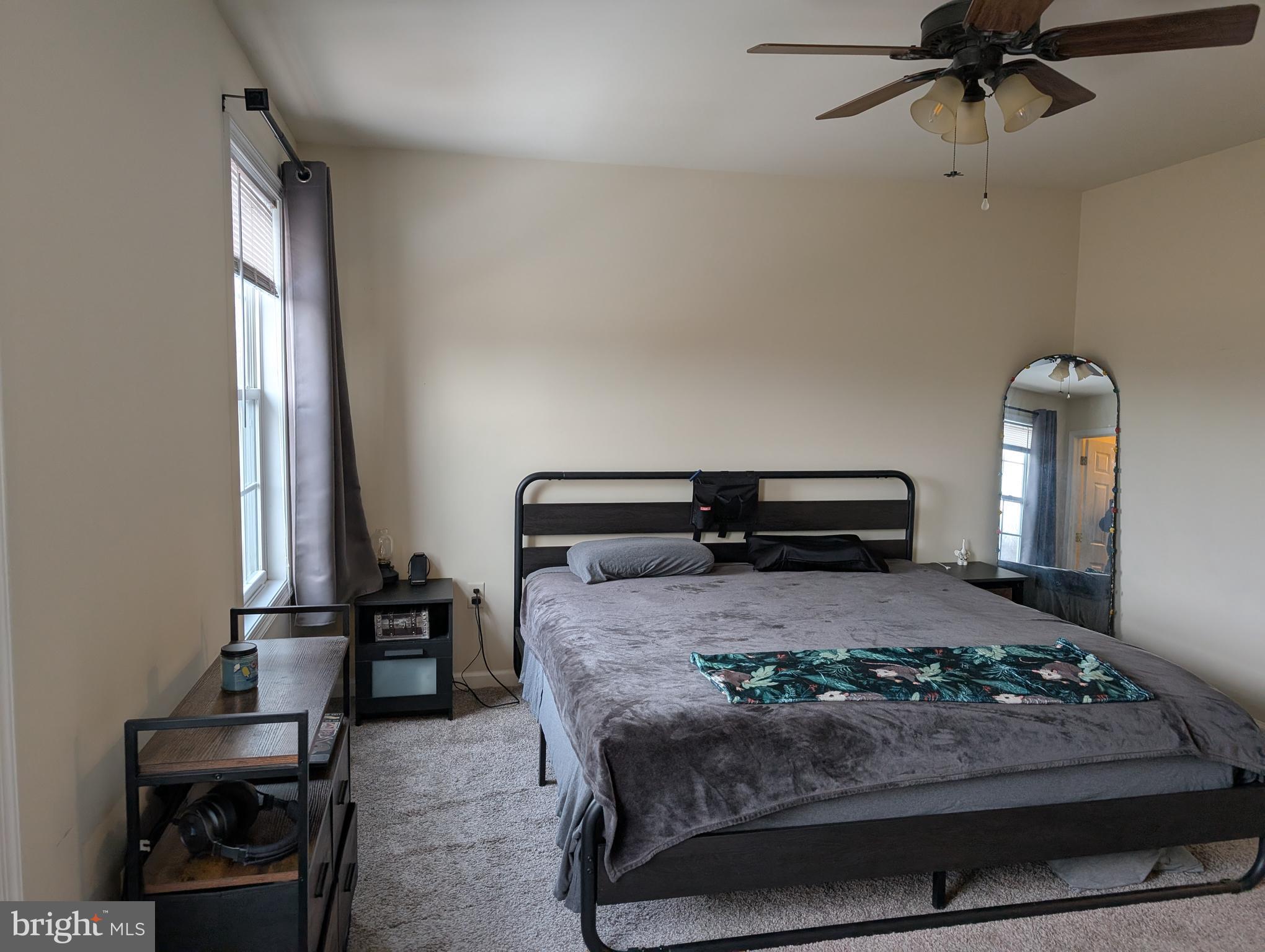 KEYSTONE MANOR - Residential