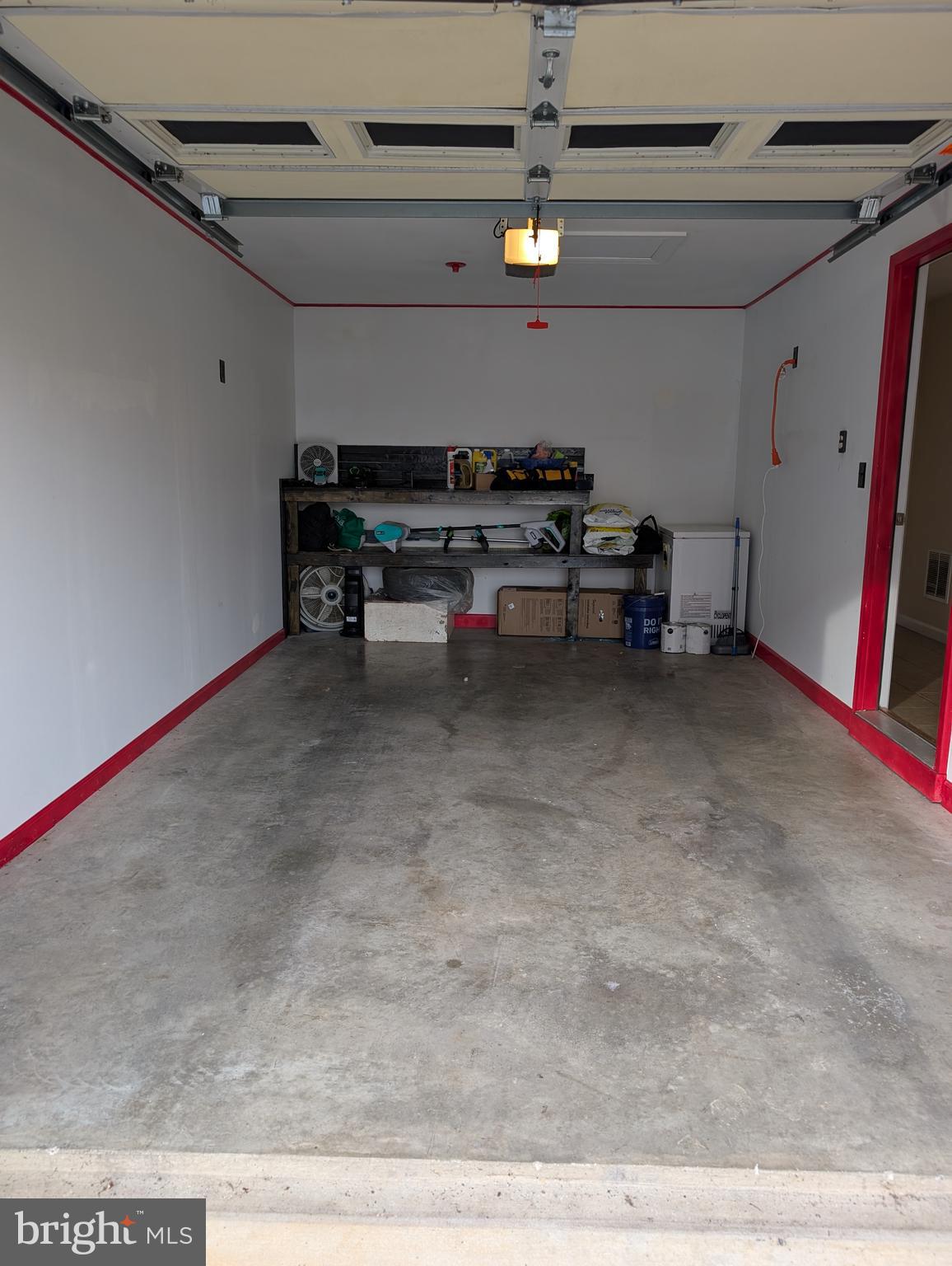 KEYSTONE MANOR - Residential