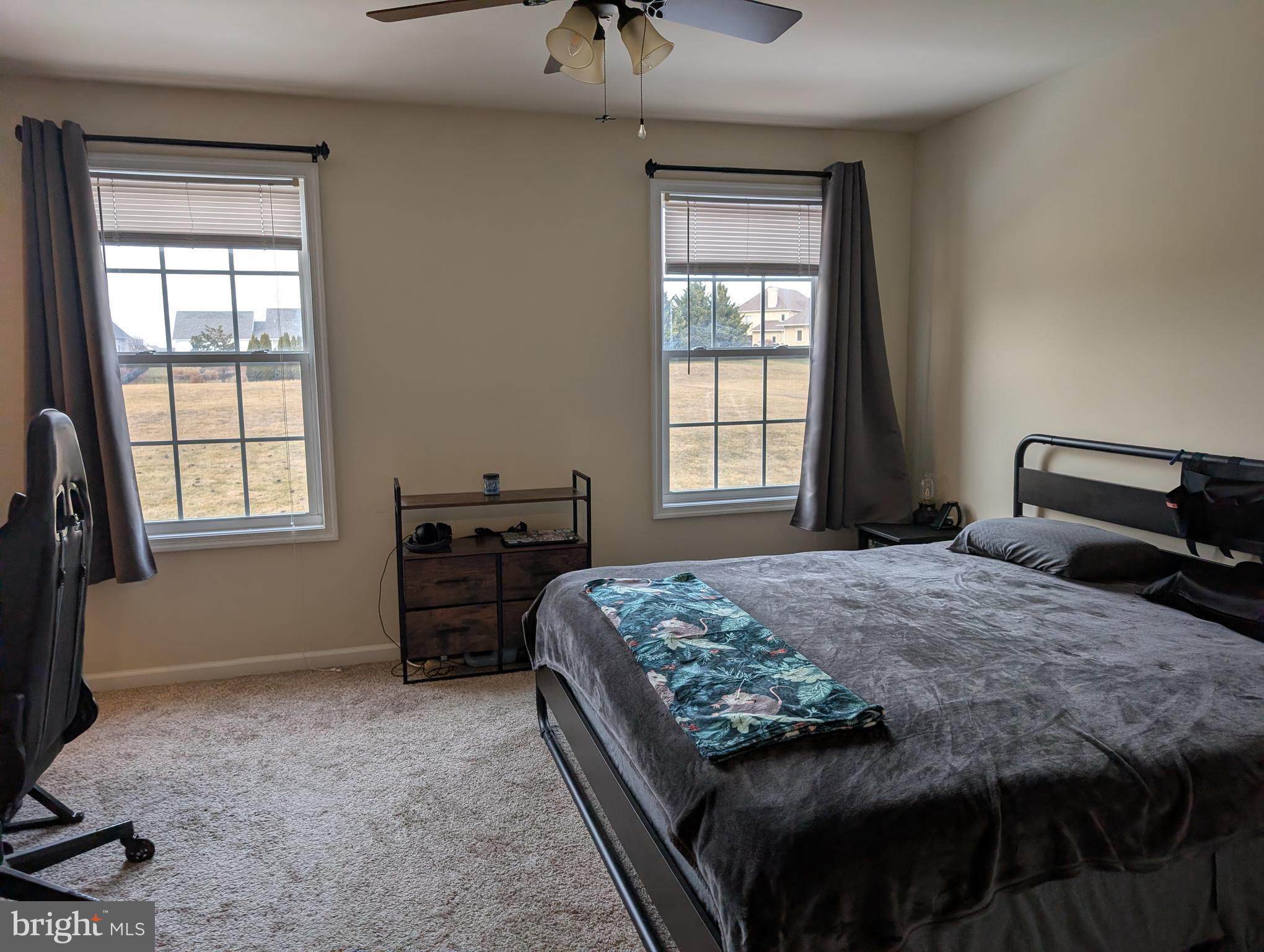 KEYSTONE MANOR - Residential