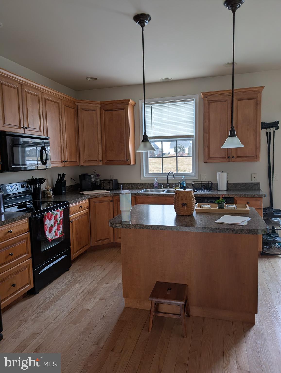 KEYSTONE MANOR - Residential