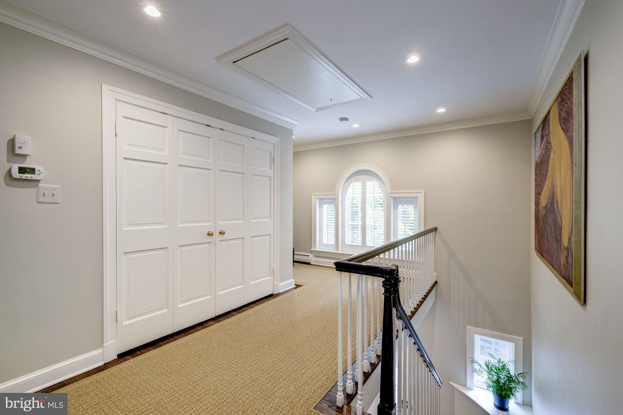 KENWOOD - Residential