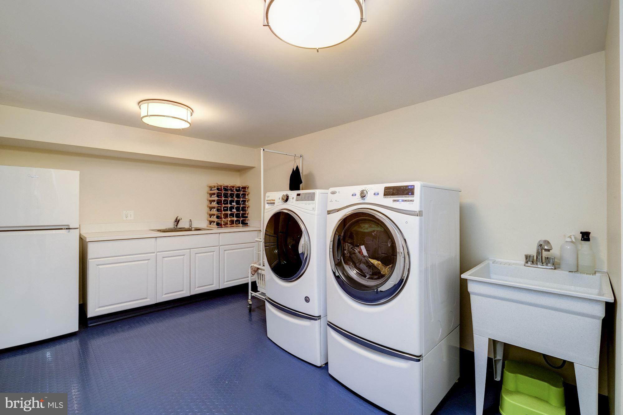 KENWOOD - Residential