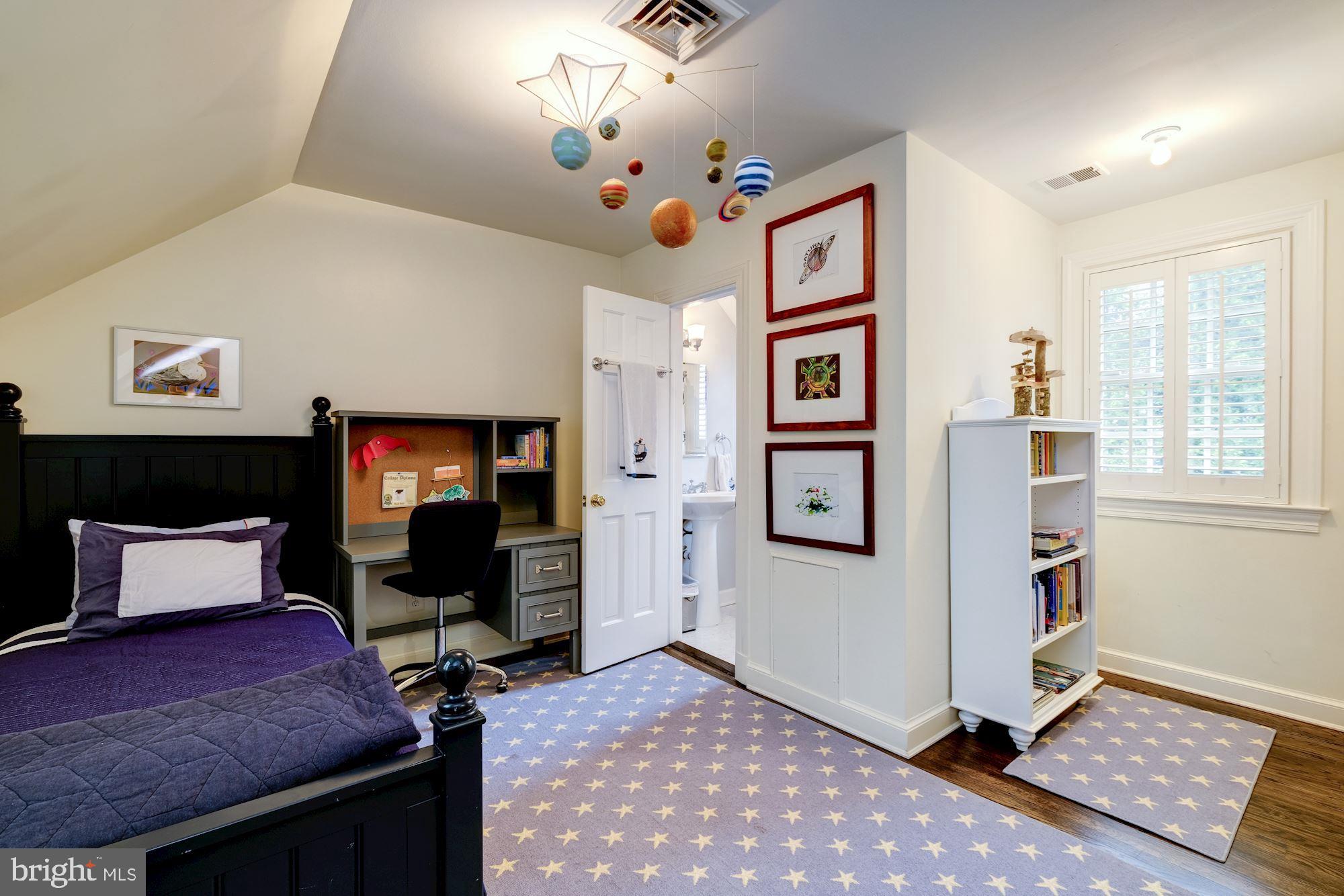 KENWOOD - Residential