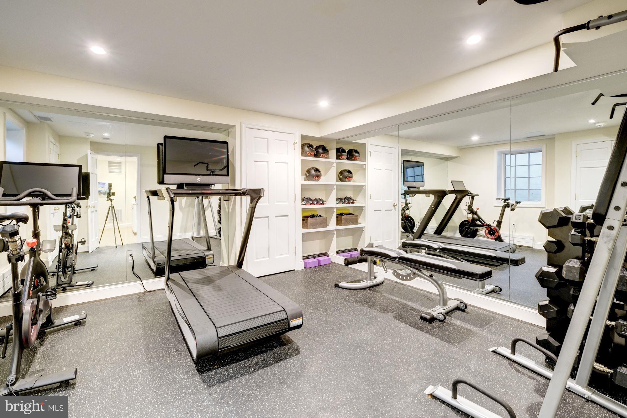 KENWOOD - Residential