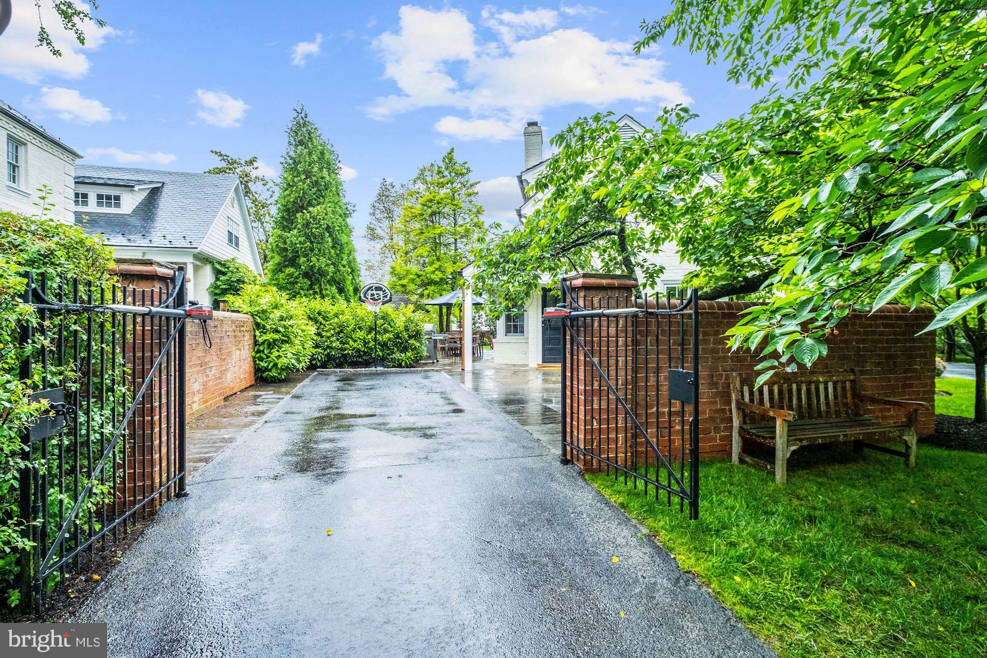 KENWOOD - Residential