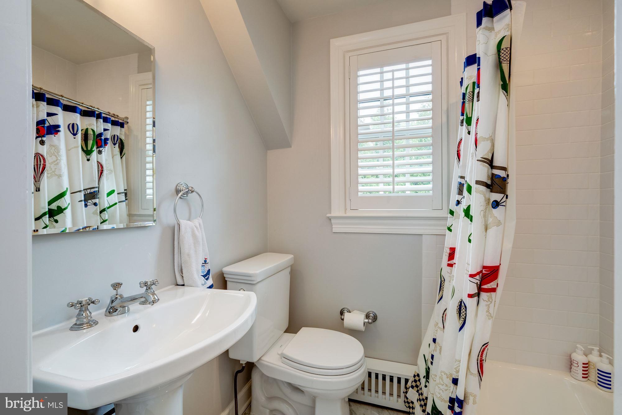 KENWOOD - Residential