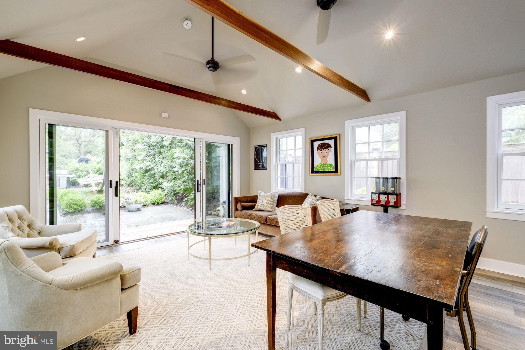 KENWOOD - Residential