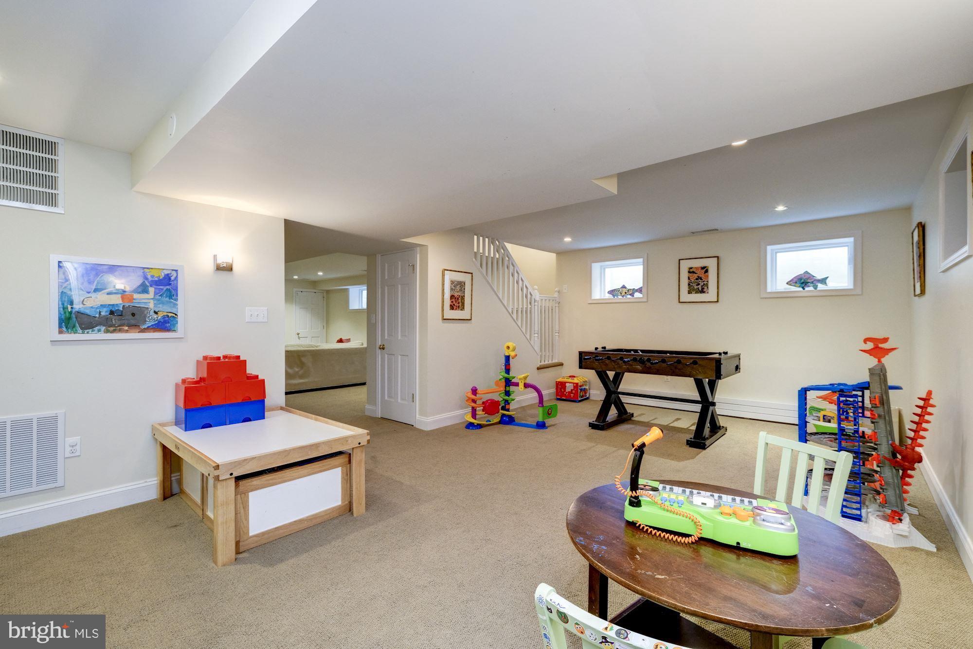 KENWOOD - Residential