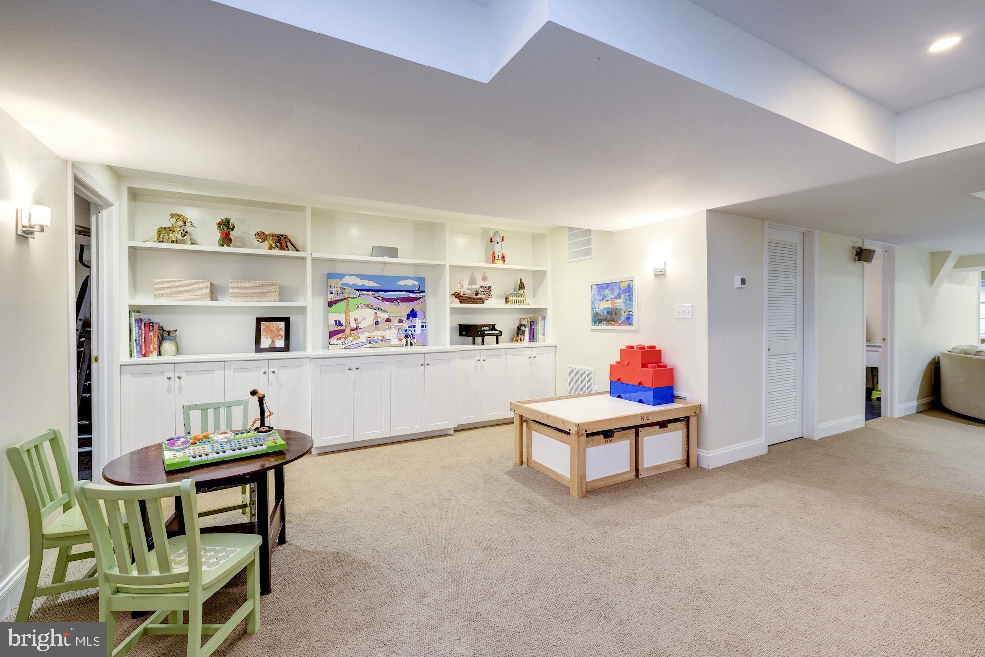 KENWOOD - Residential