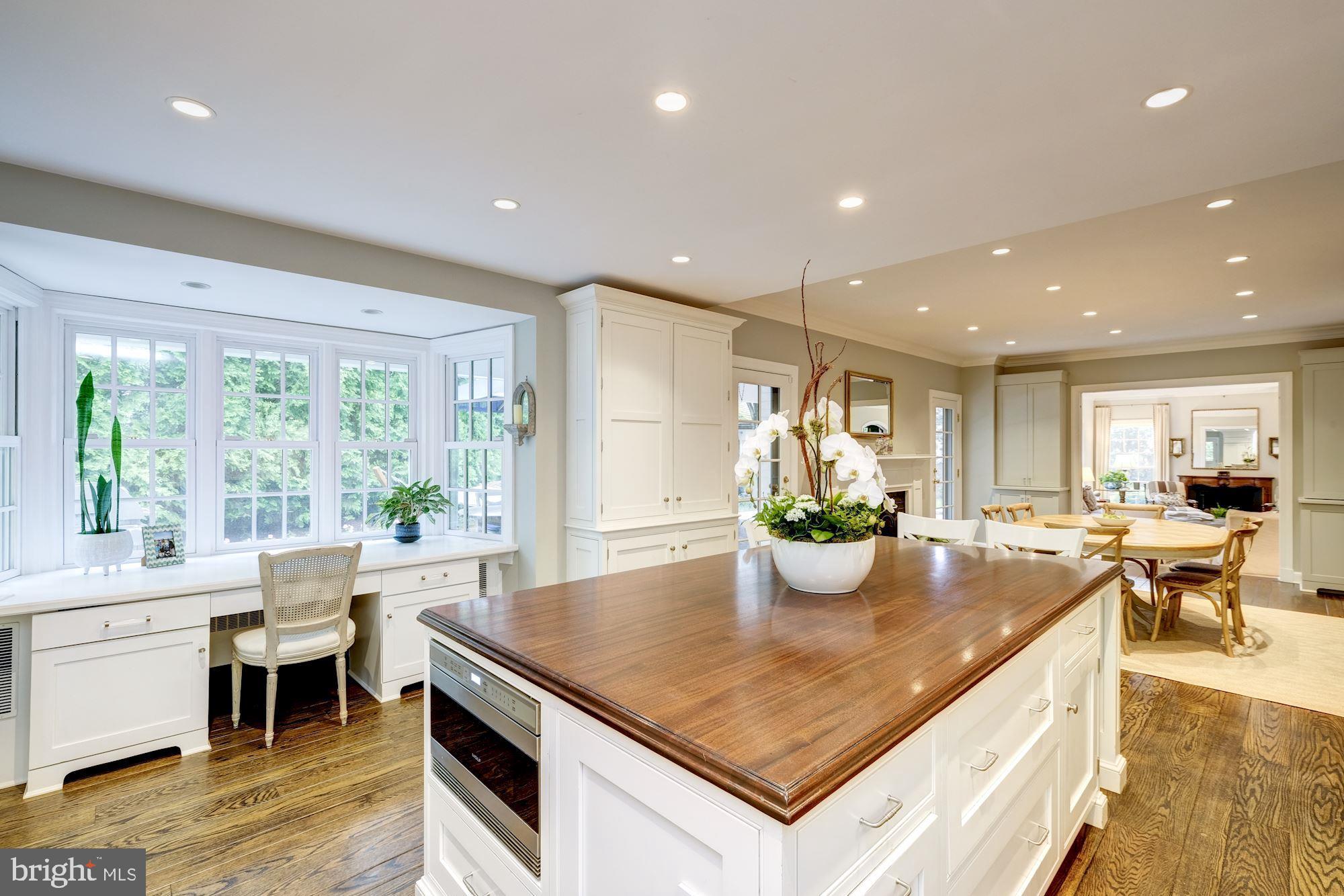 KENWOOD - Residential