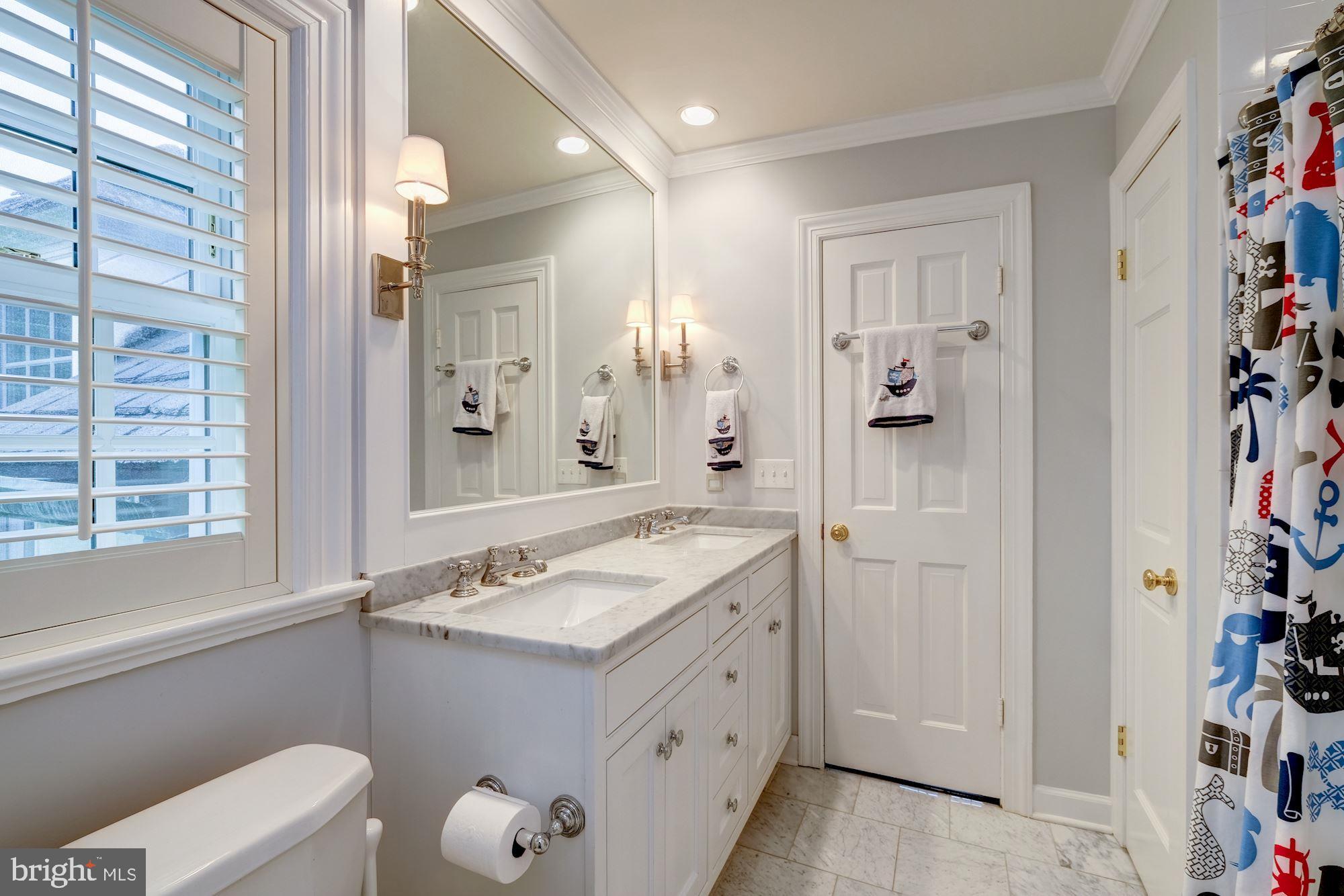 KENWOOD - Residential