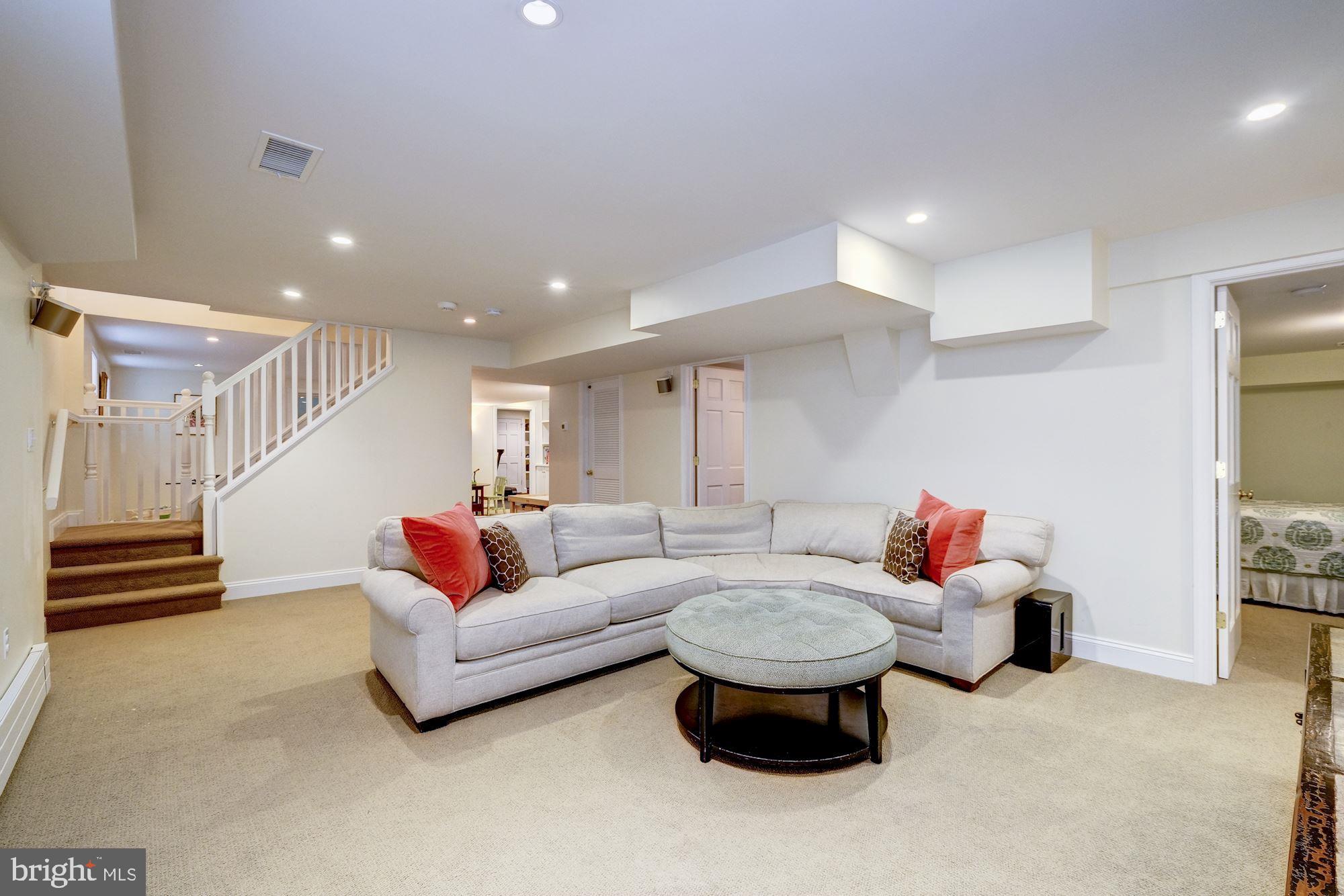 KENWOOD - Residential