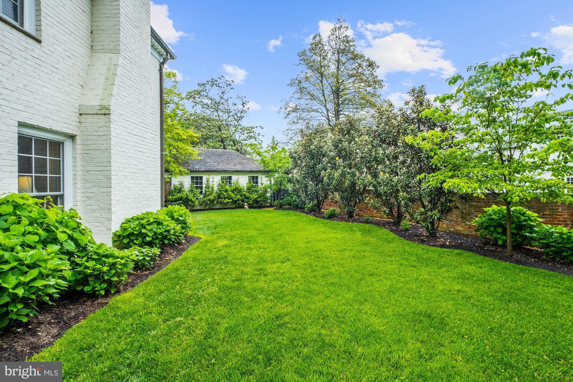 KENWOOD - Residential