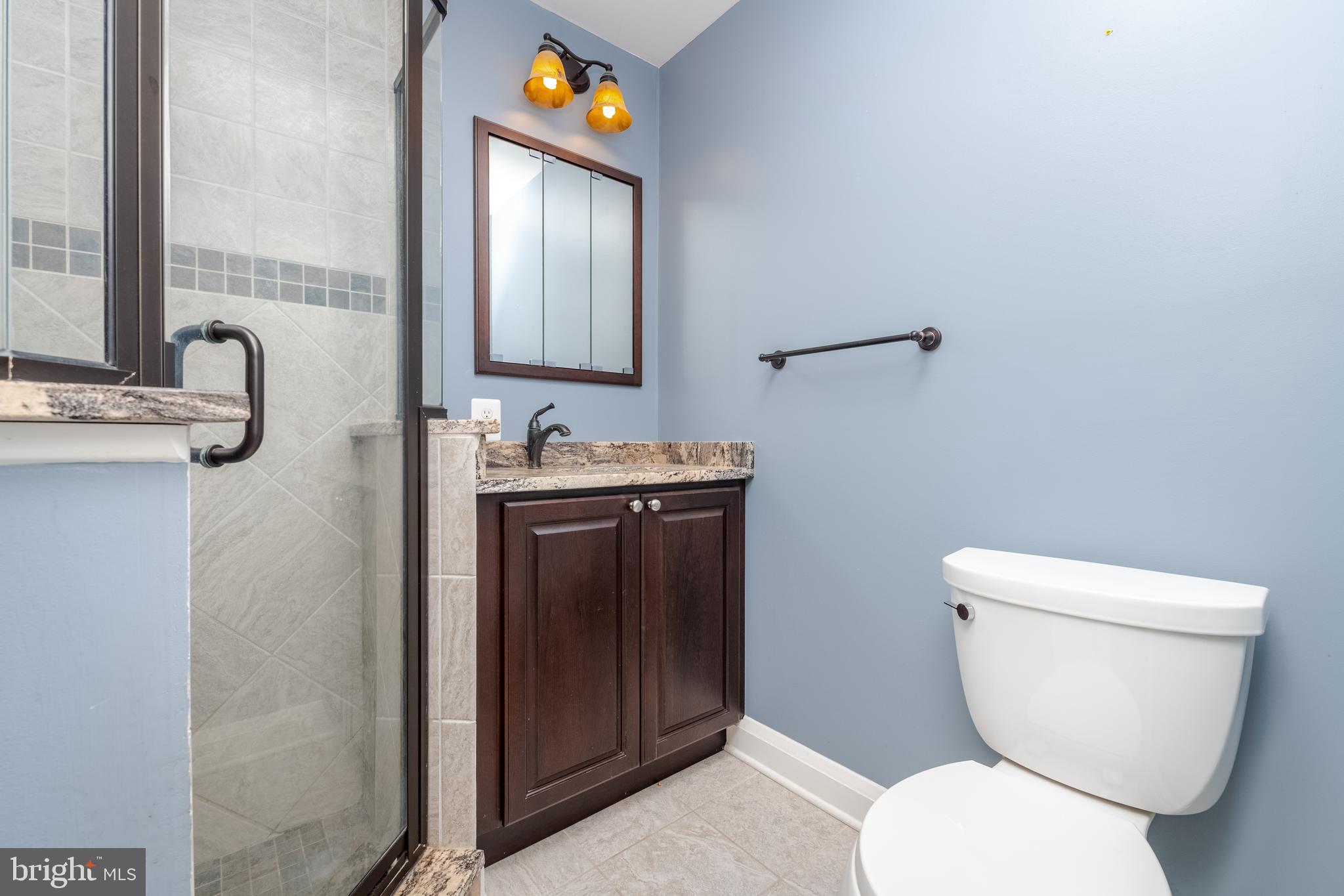 KENWOOD - Residential