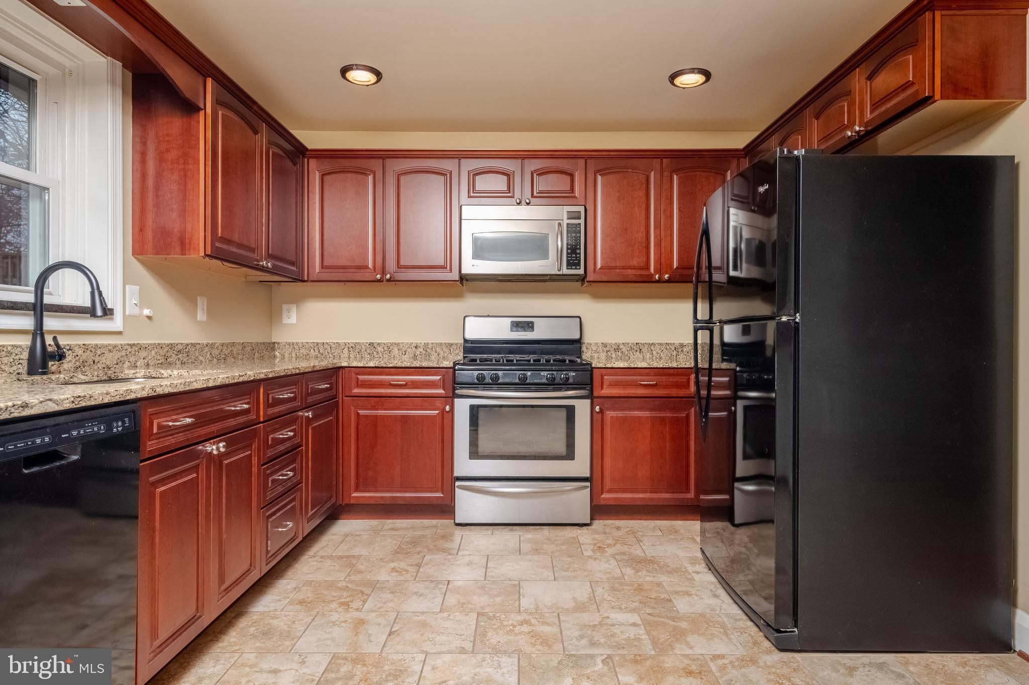 KENWOOD - Residential