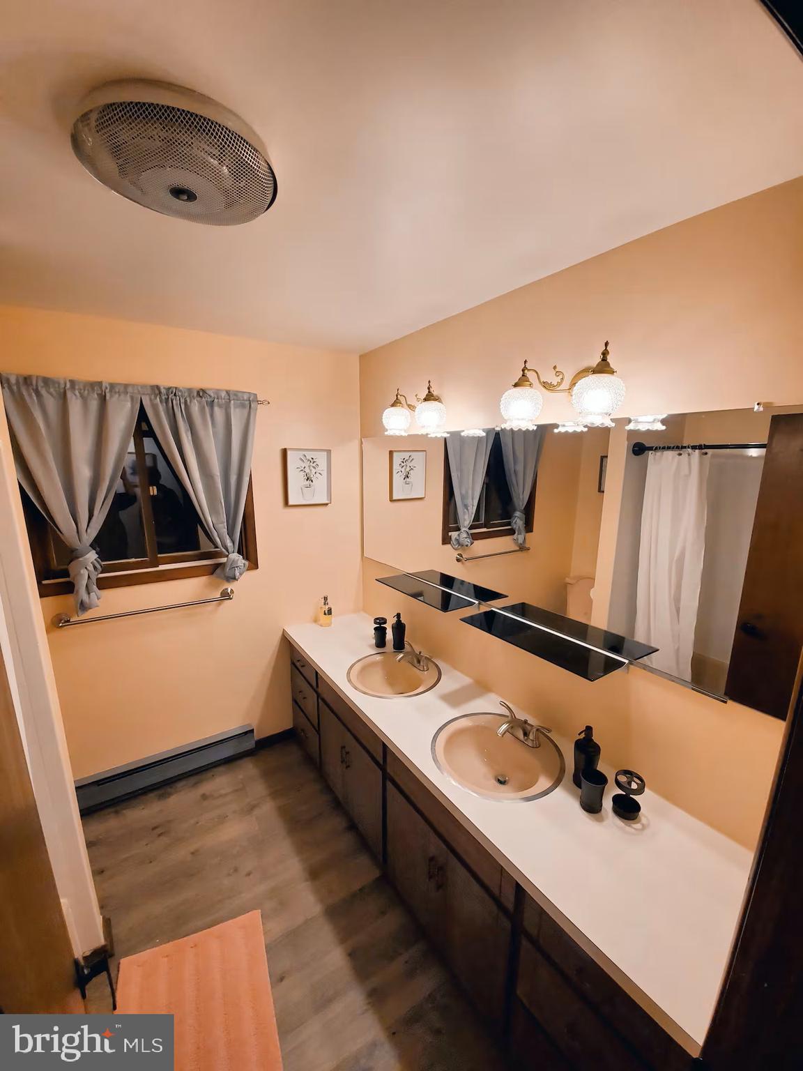 POCONO FARMS - Residential